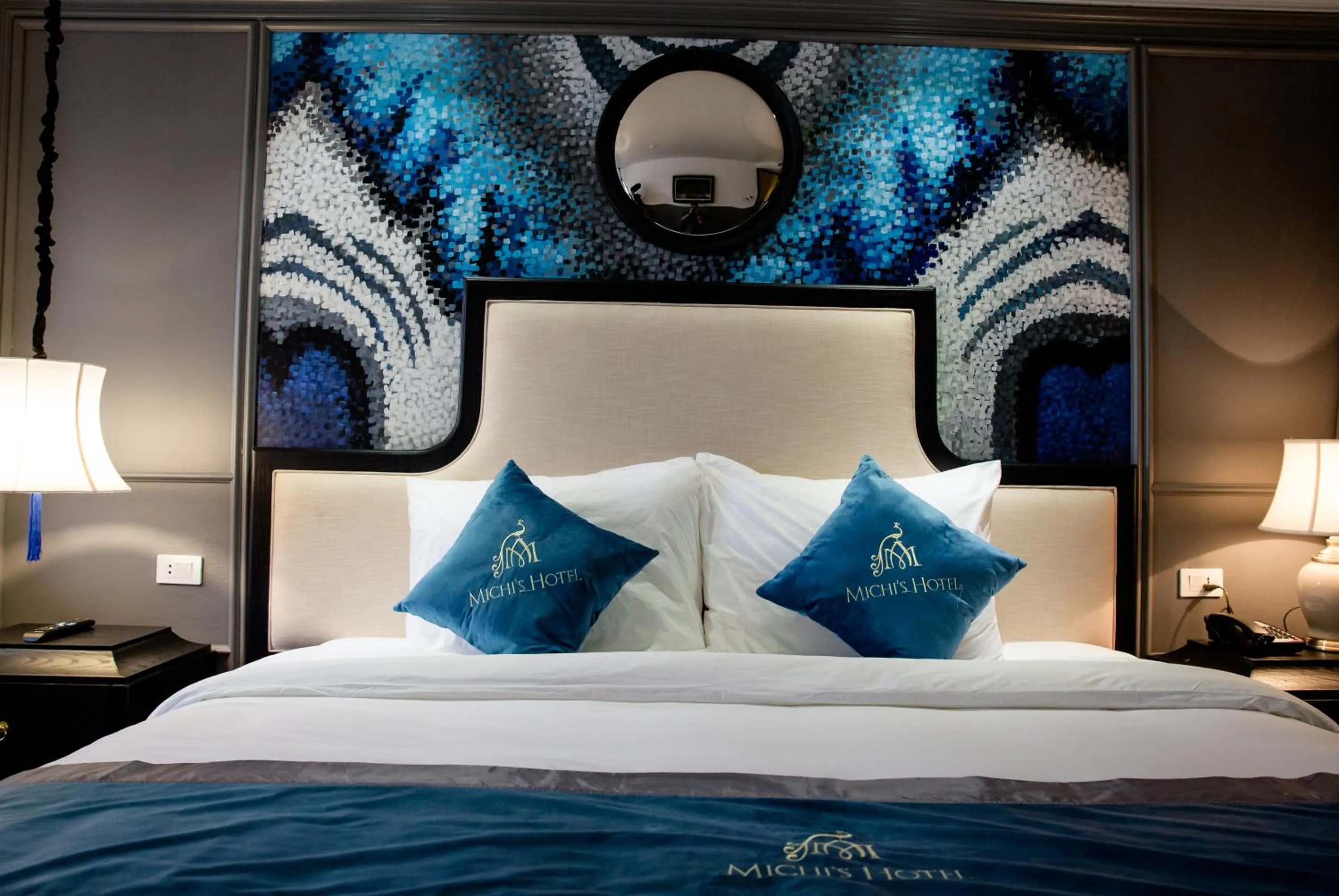 Bed in Michi's hotel laocai