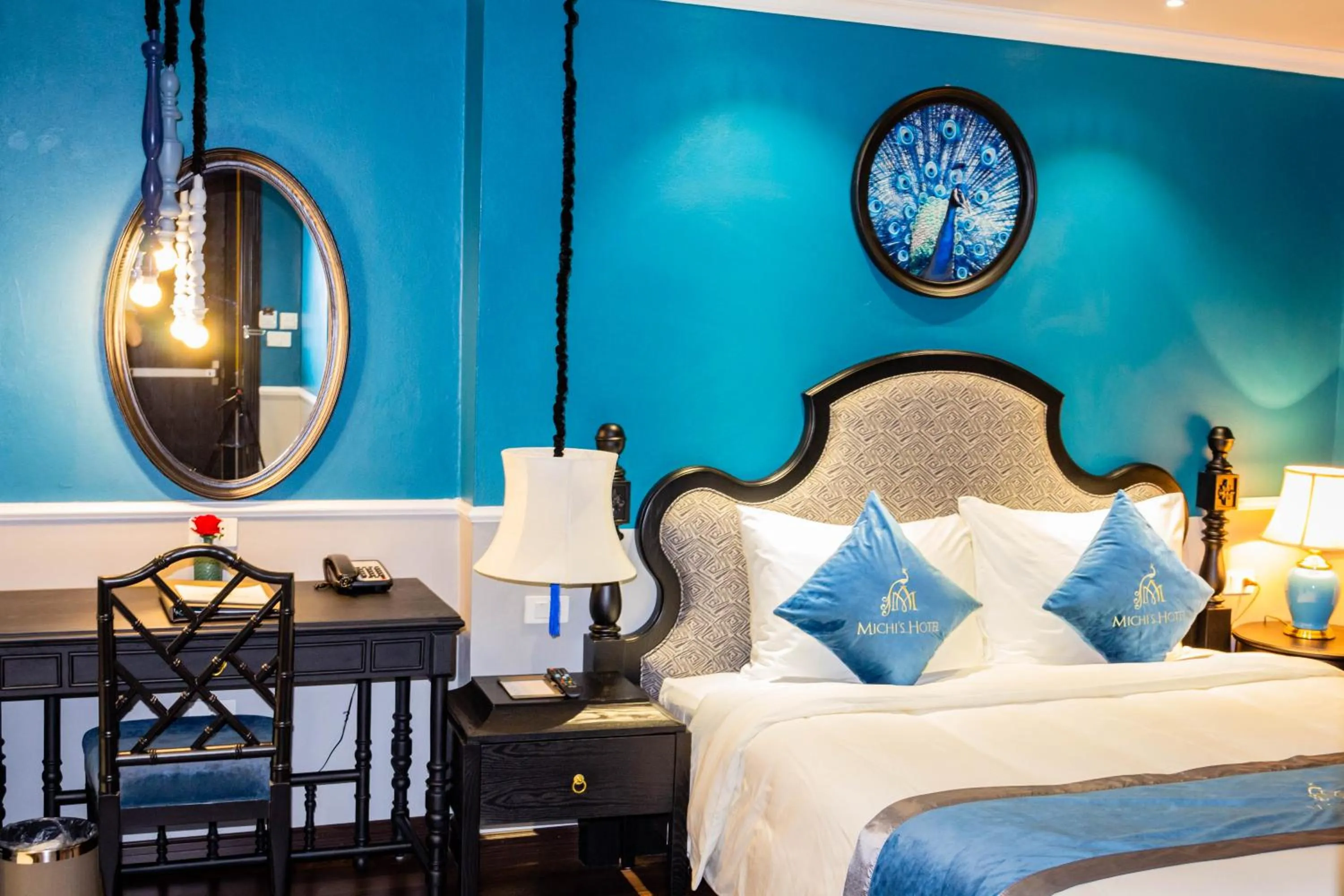 Bed in Michi's hotel laocai