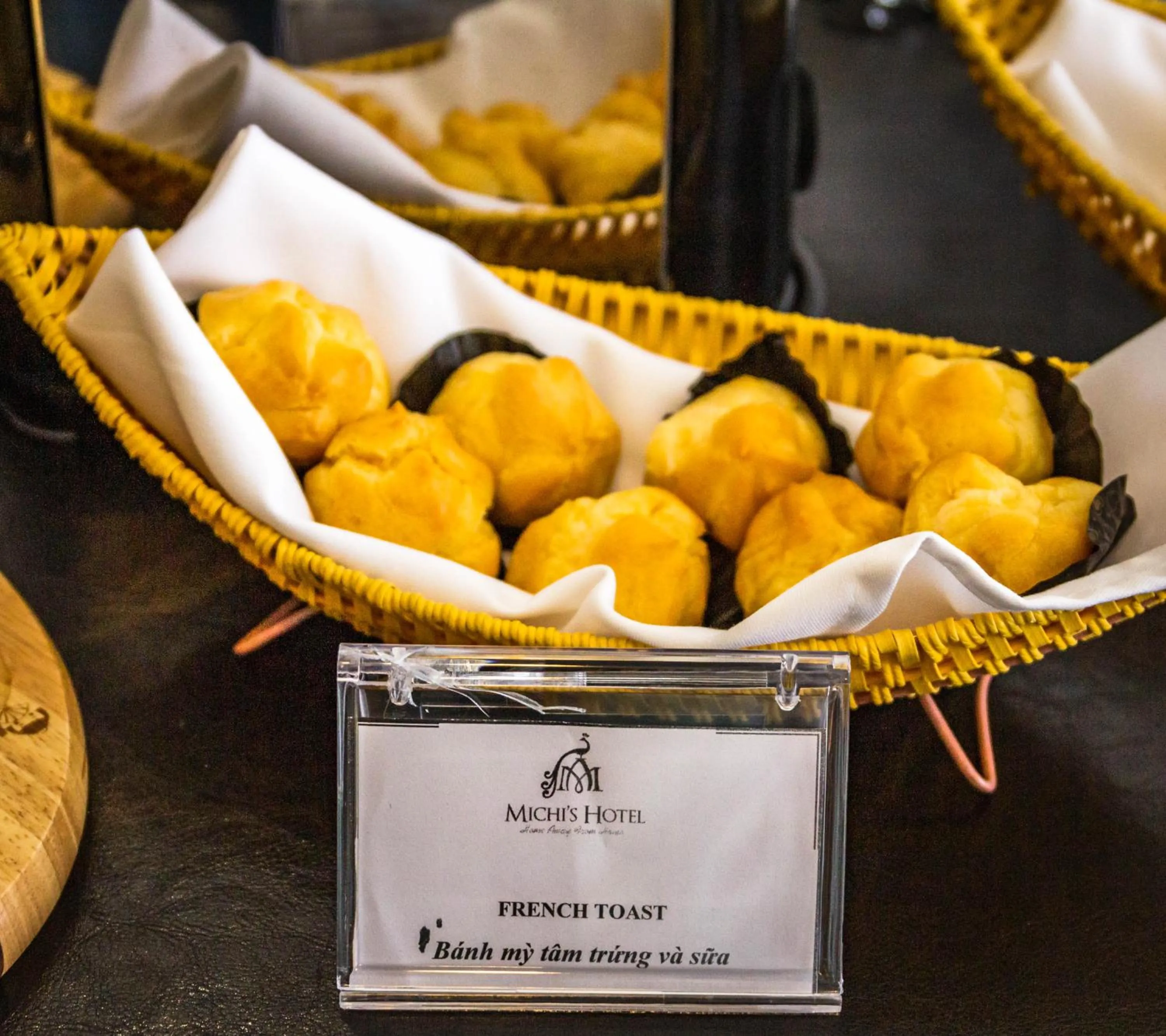 Breakfast in Michi's hotel laocai