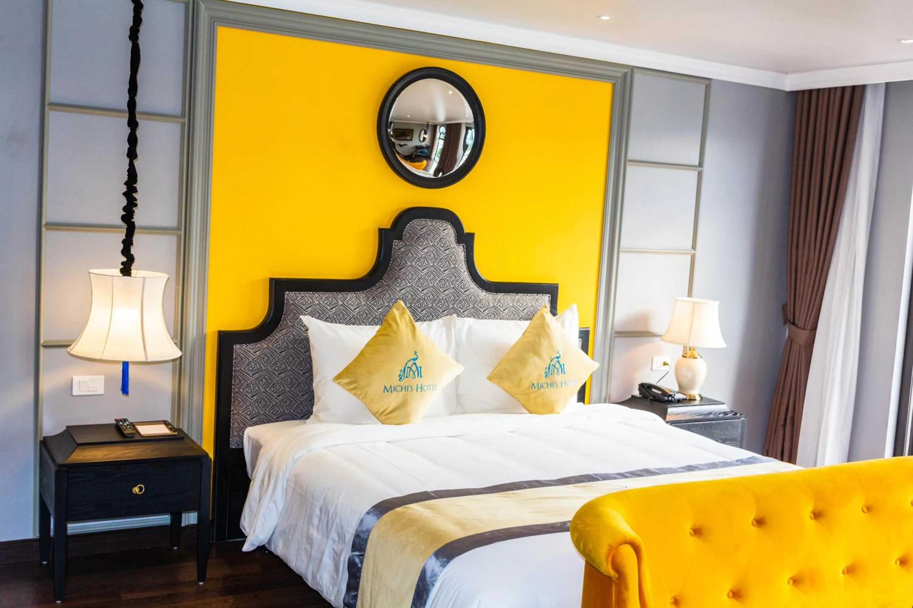 Bed in Michi's hotel laocai