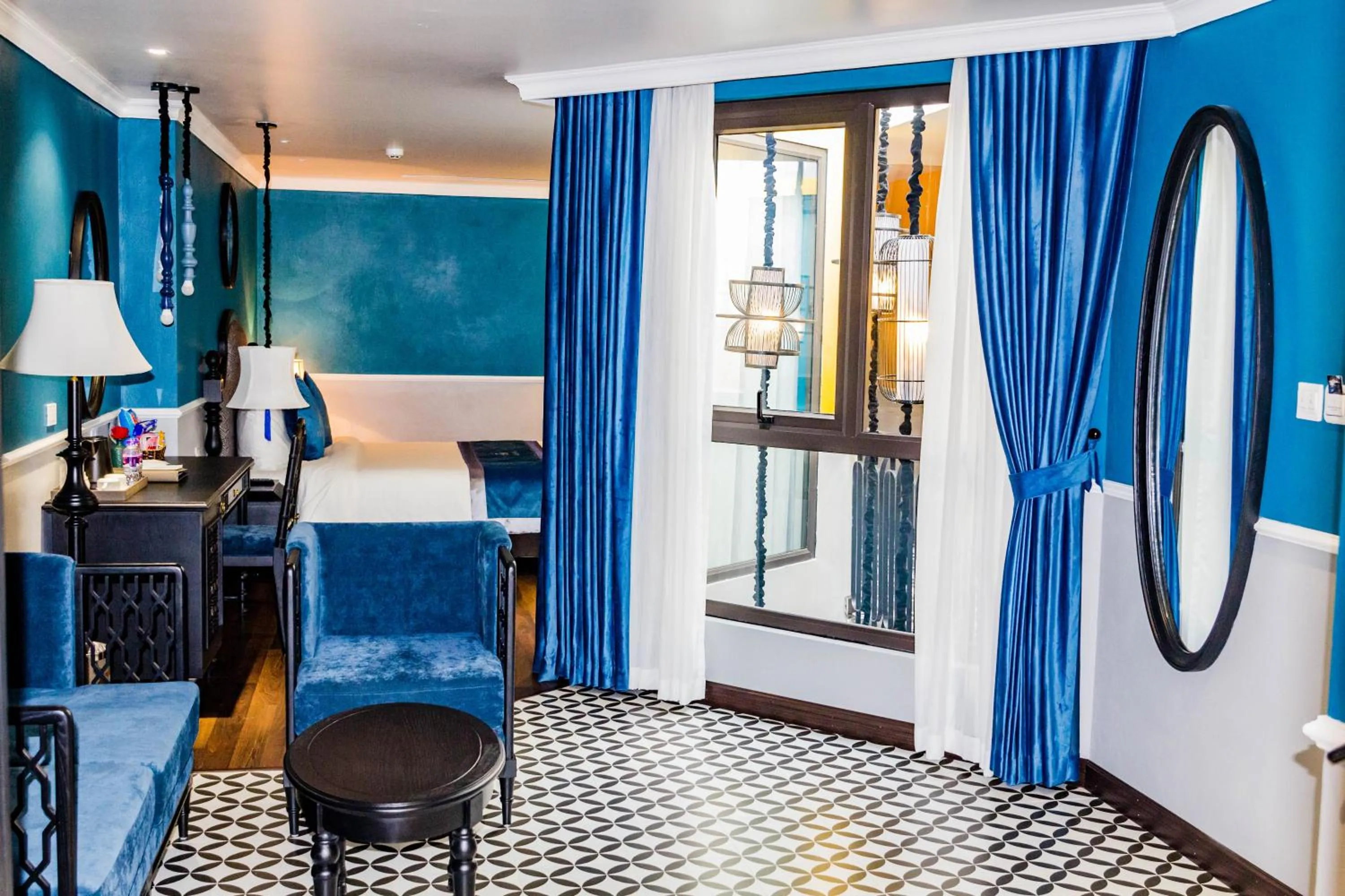 Bed in Michi's hotel laocai