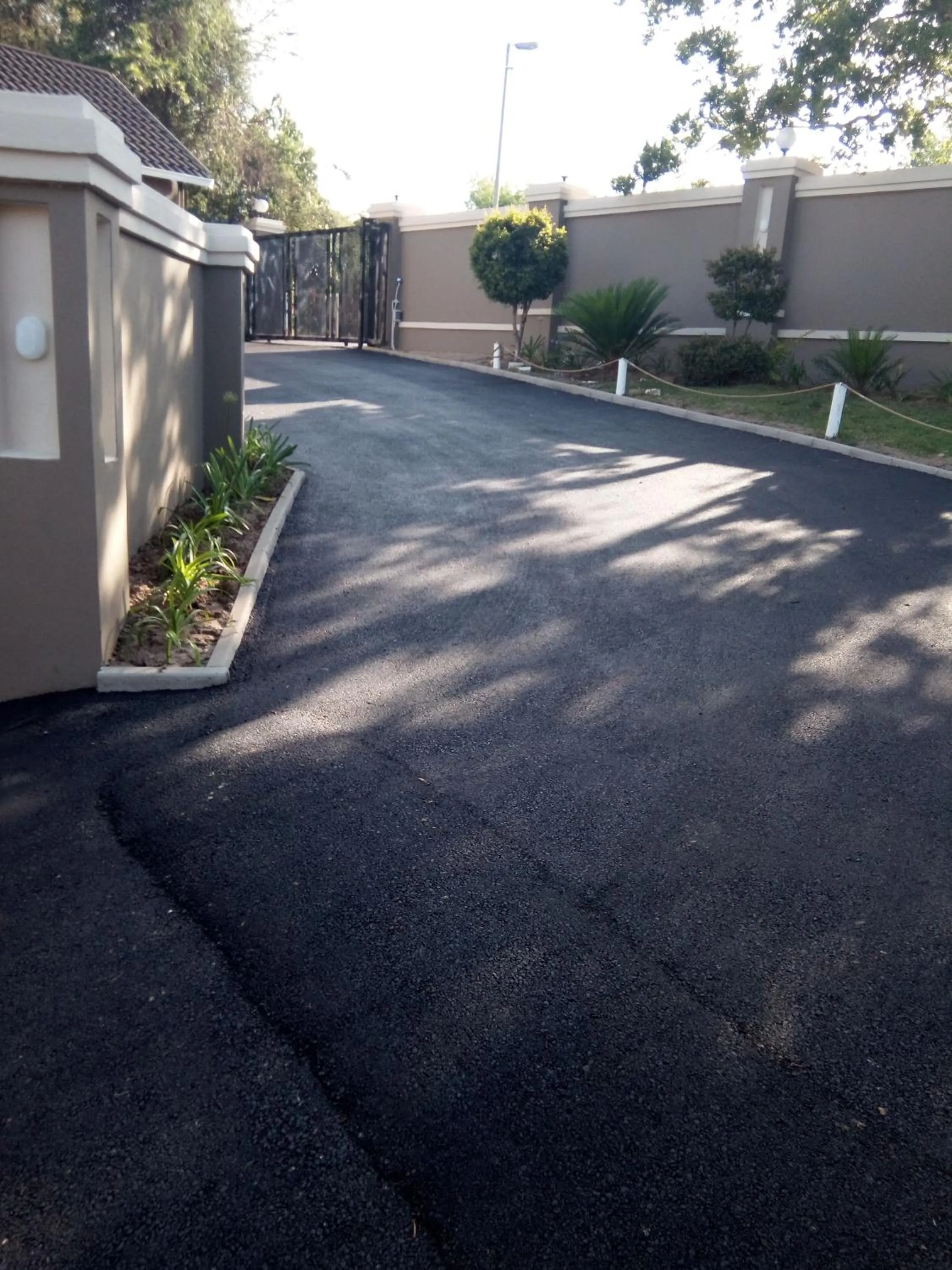 Facade/entrance in Bruno Comfort Suites