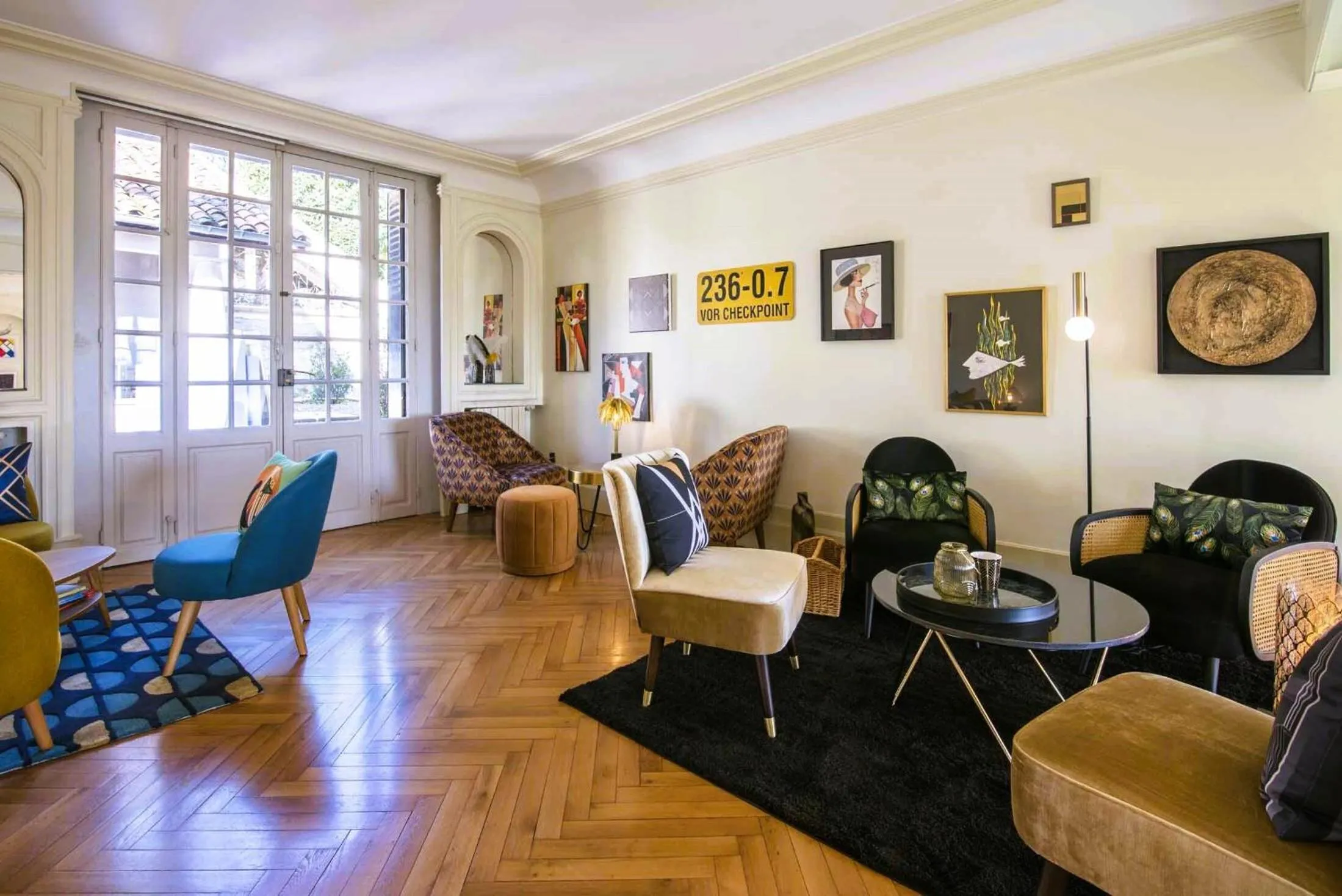 Lounge or bar in Quand la ville dort