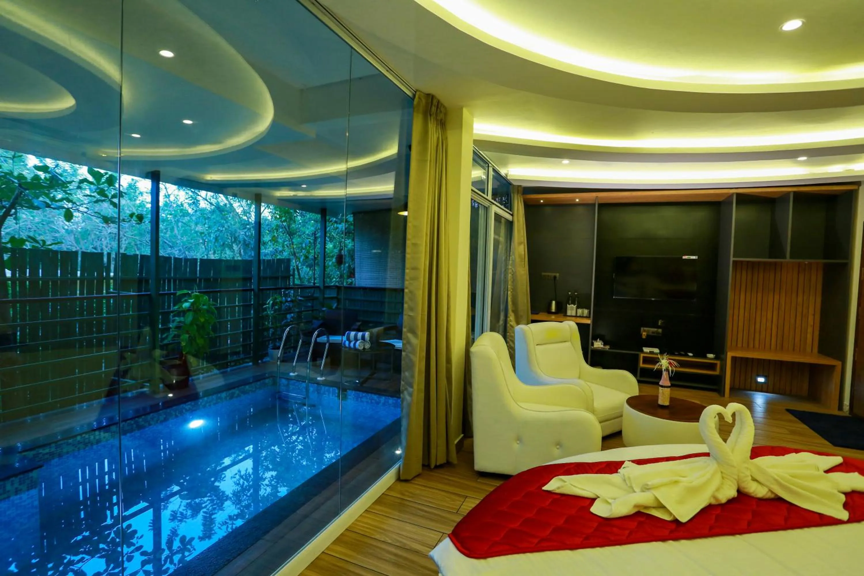 Swimming pool in Kuruva Island Resort And Spa - By KABINI BREEZE