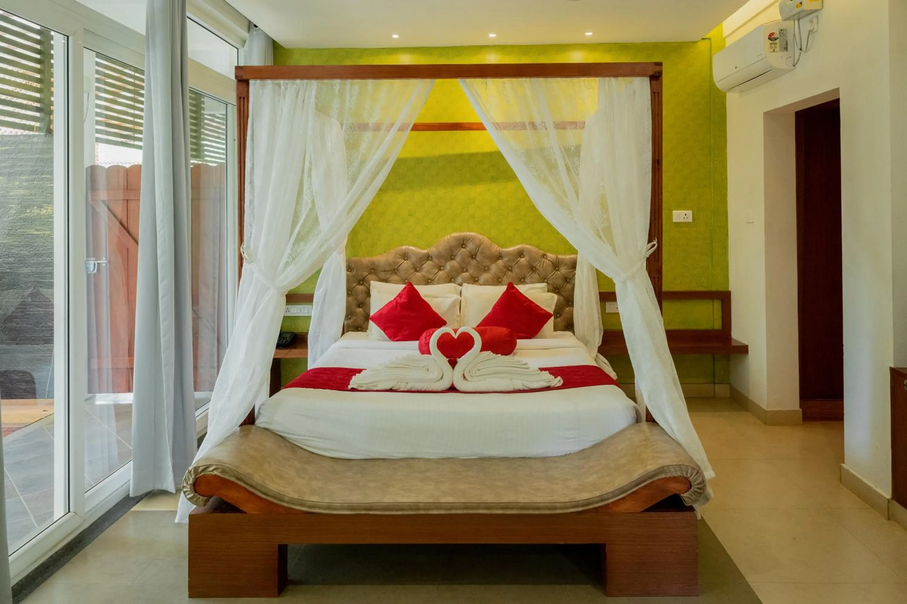 Bedroom, Bed in Kuruva Island Resort And Spa - By KABINI BREEZE