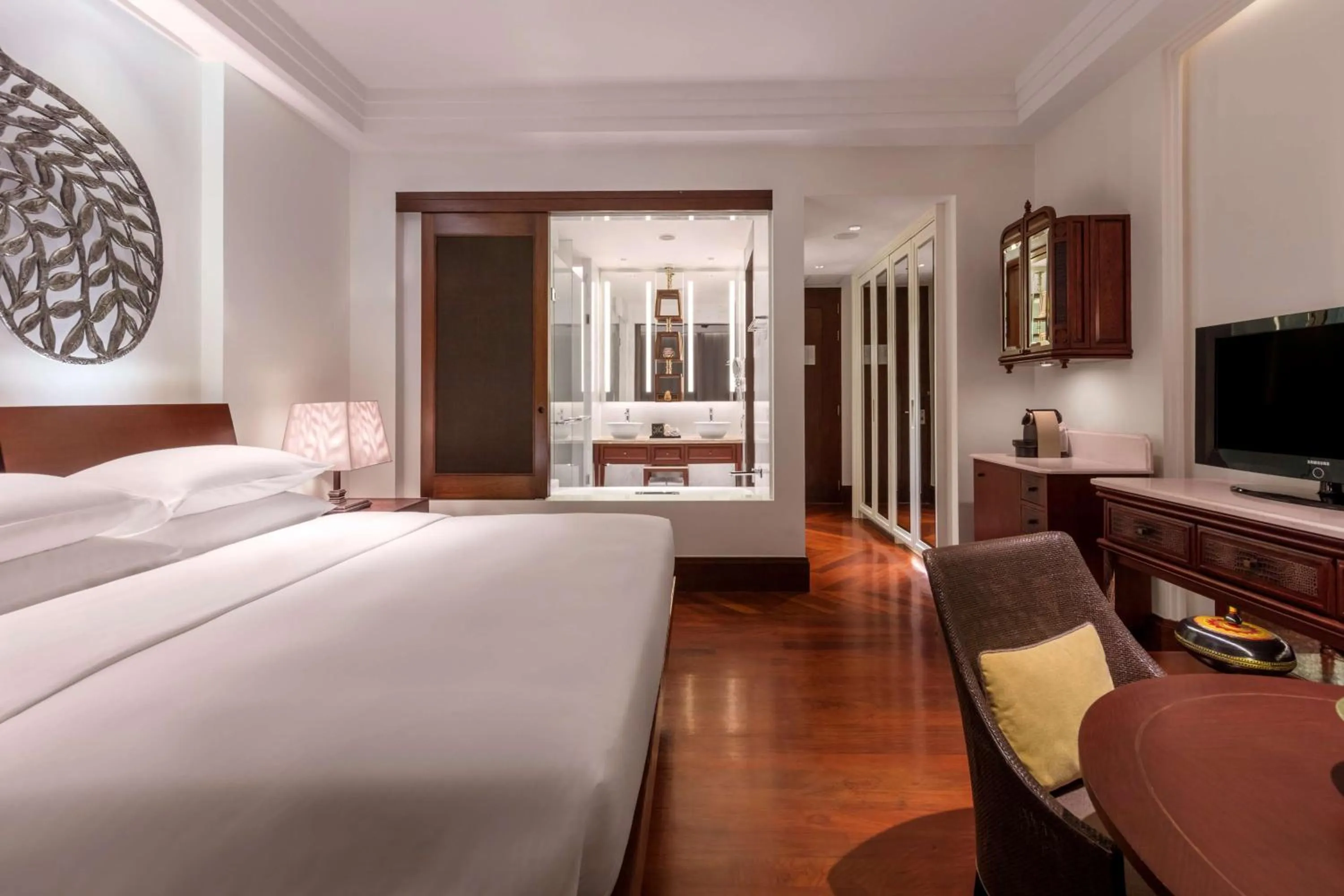 Photo of the whole room, Bed in Park Hyatt Siem Reap