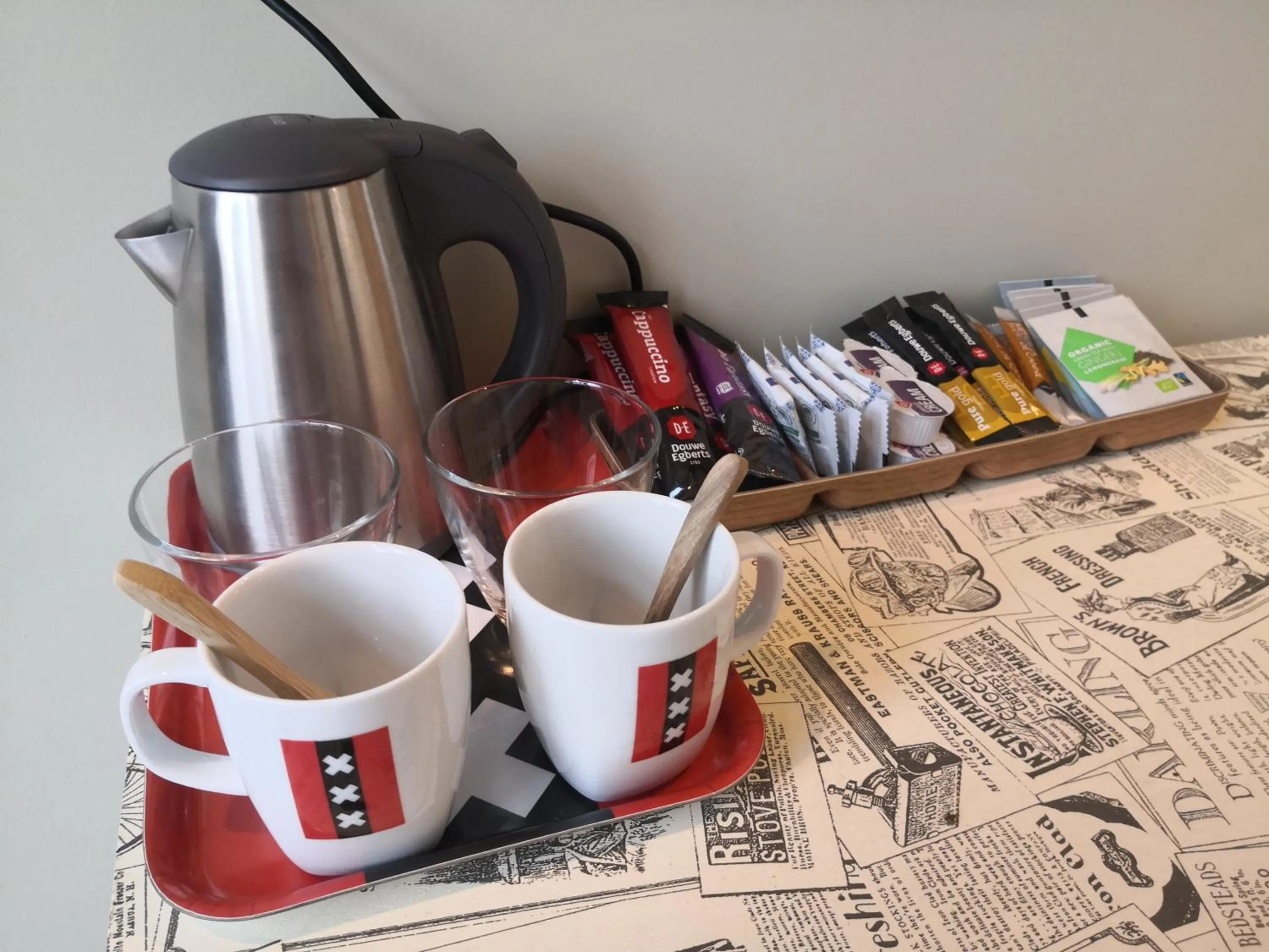 Coffee/tea facilities in RoomWest