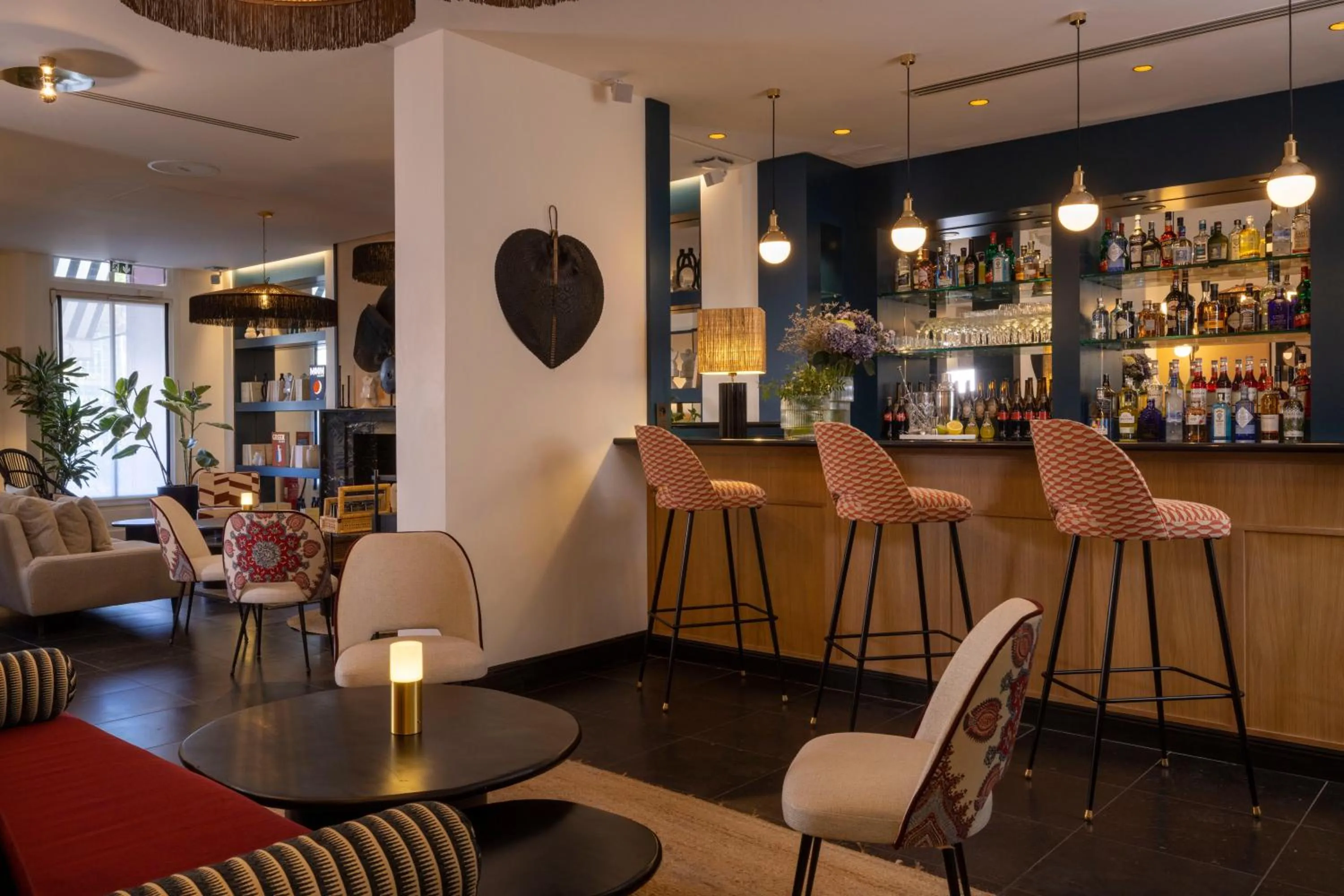 Lounge or bar in Grand Hôtel Chicago