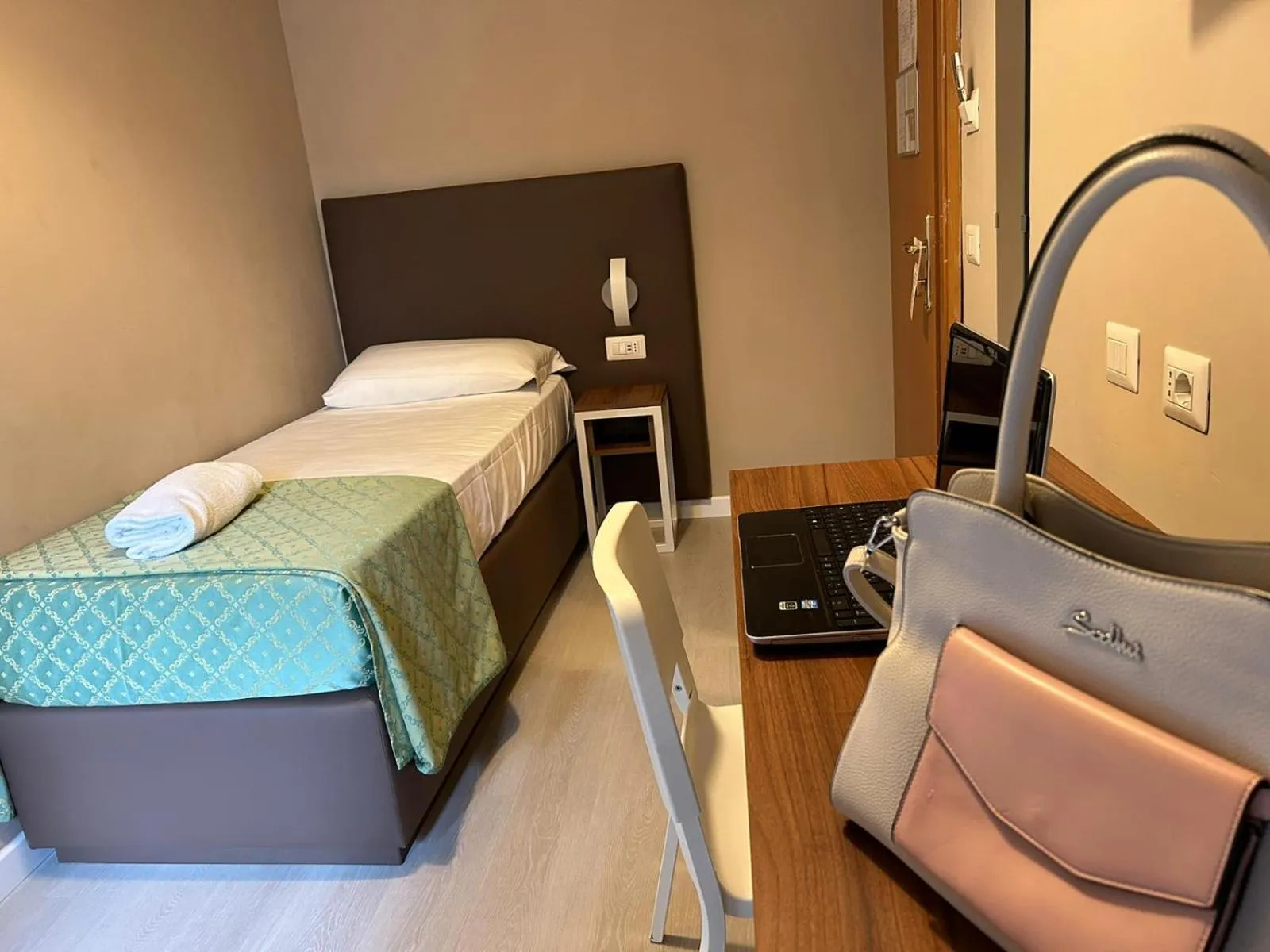 Bedroom, Bed in Villa Angeli