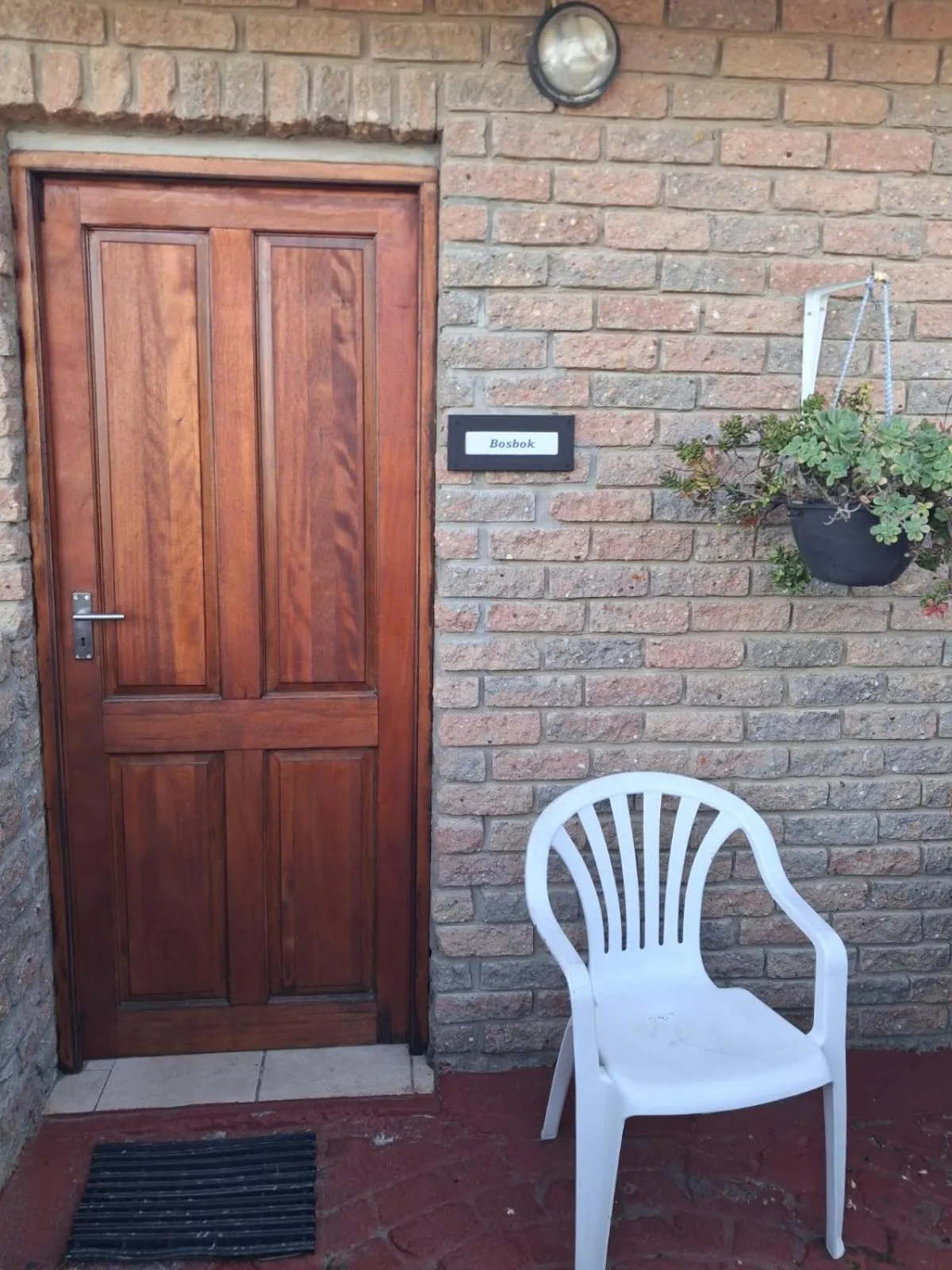 Amzee Bokmakierie Guest House