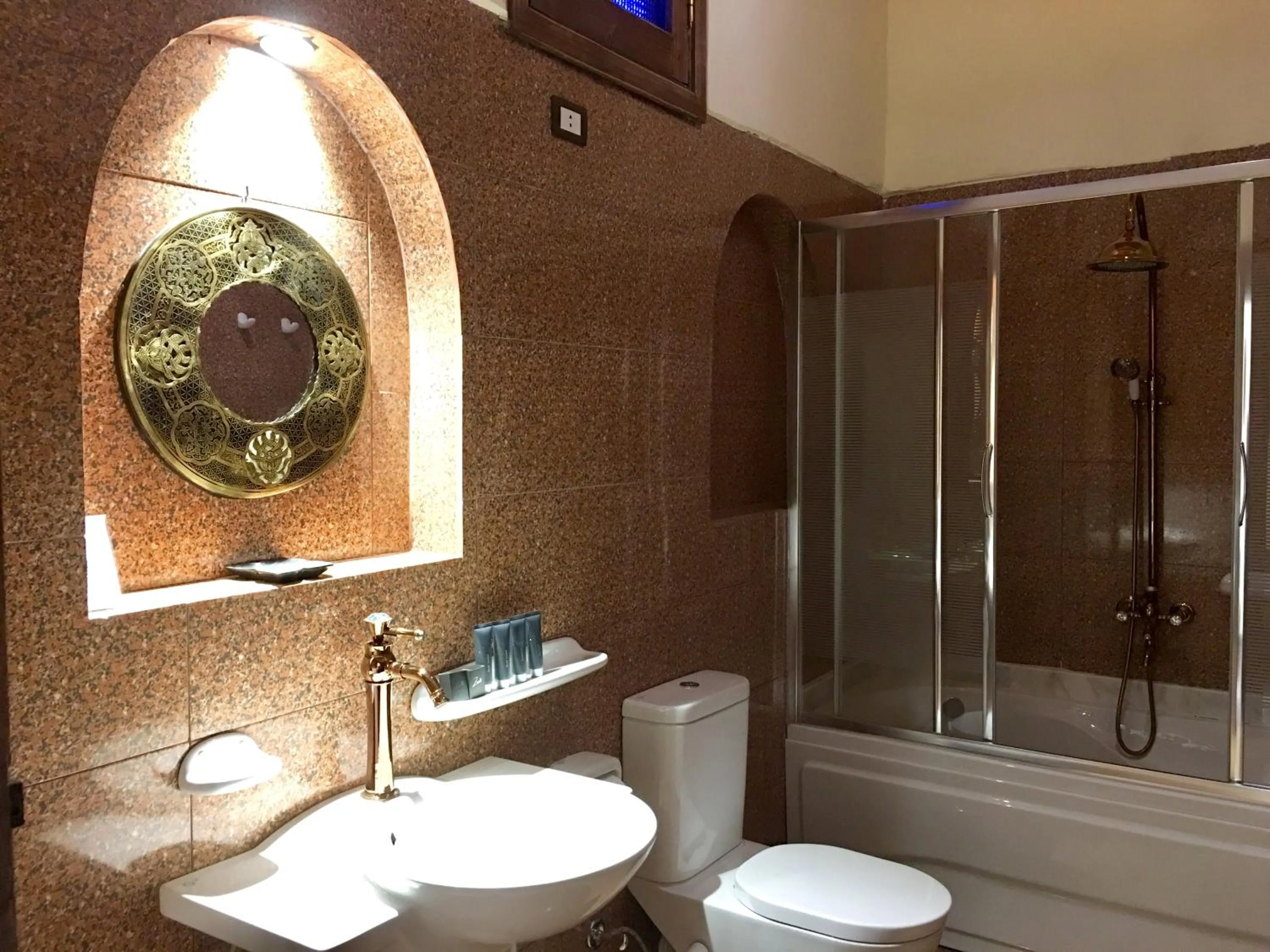 Bathroom in Djorff Palace