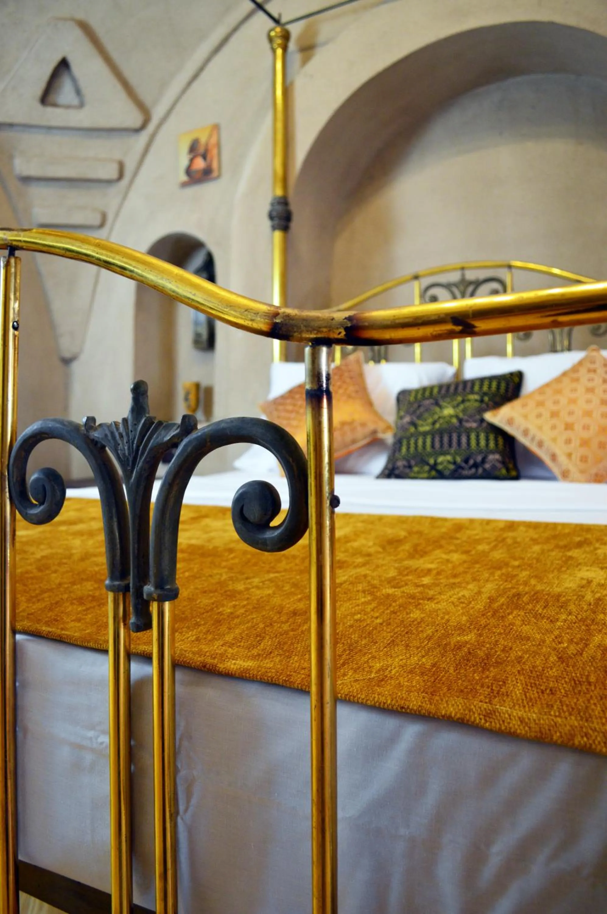 Decorative detail, Bed in Djorff Palace