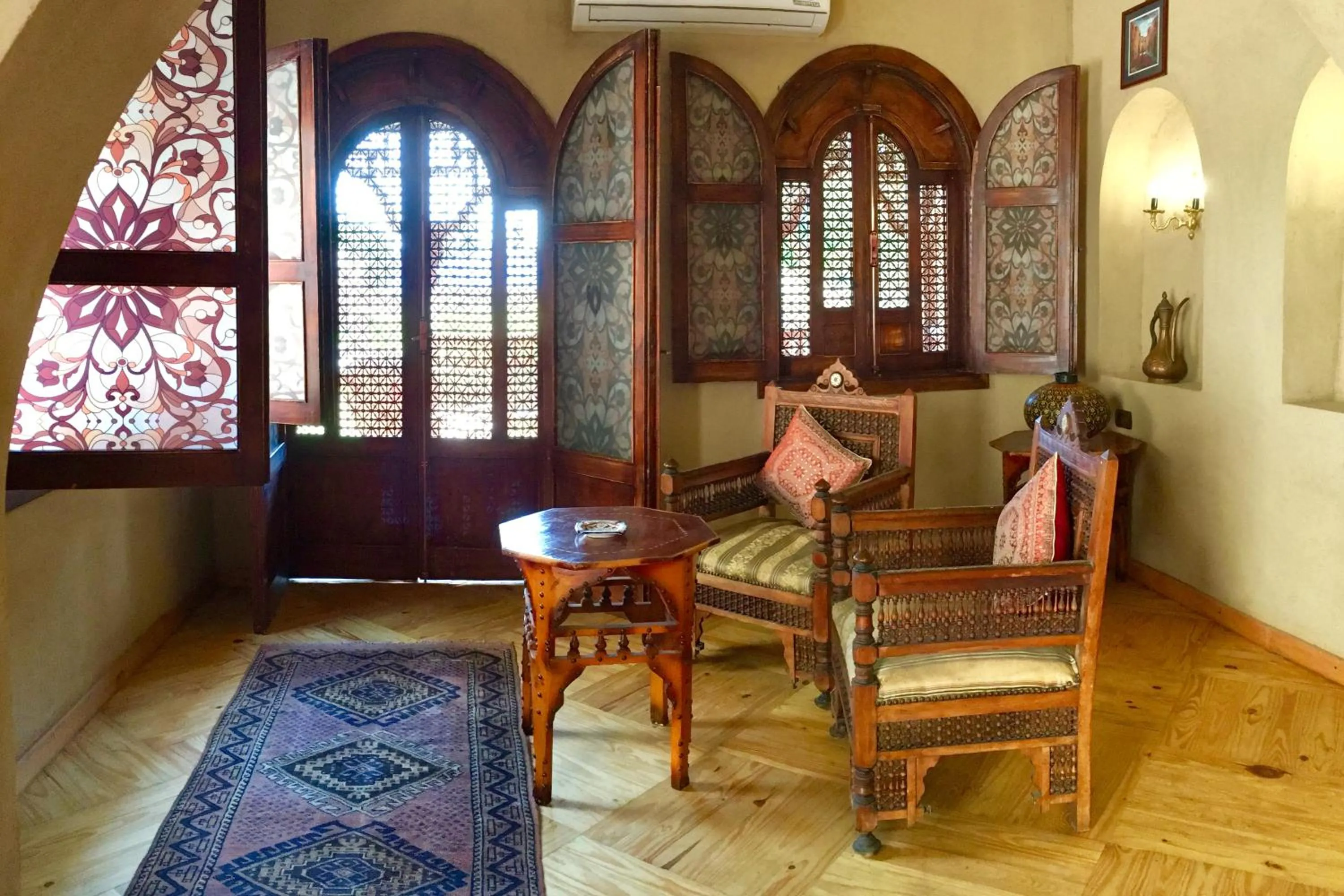 Seating area in Djorff Palace