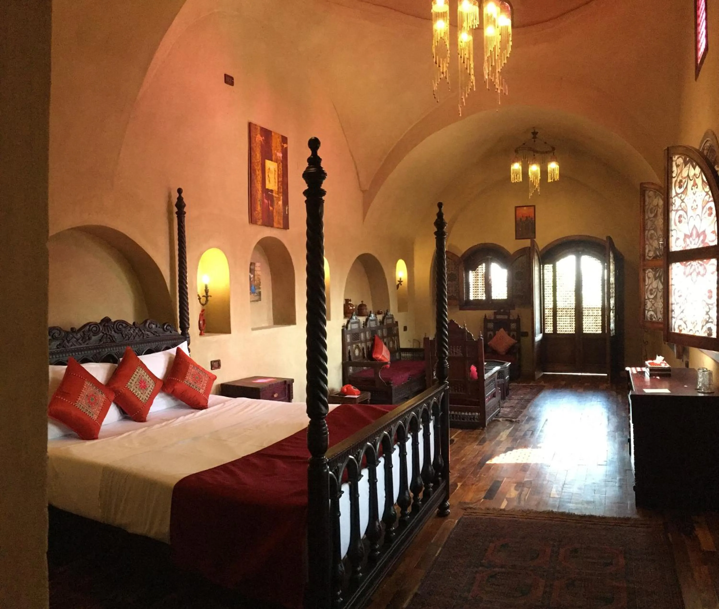 Photo of the whole room, Bed in Djorff Palace