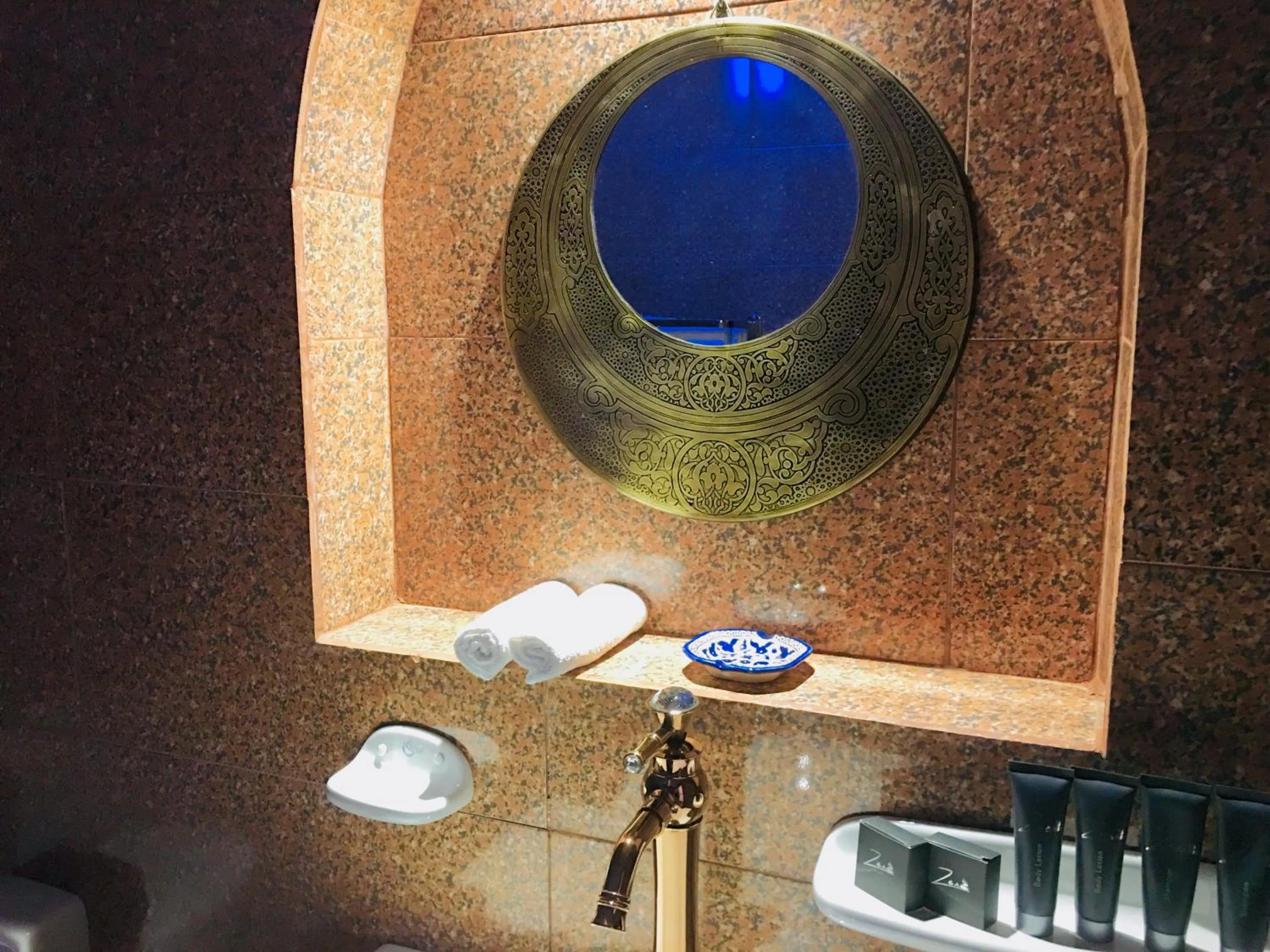 Bathroom in Djorff Palace