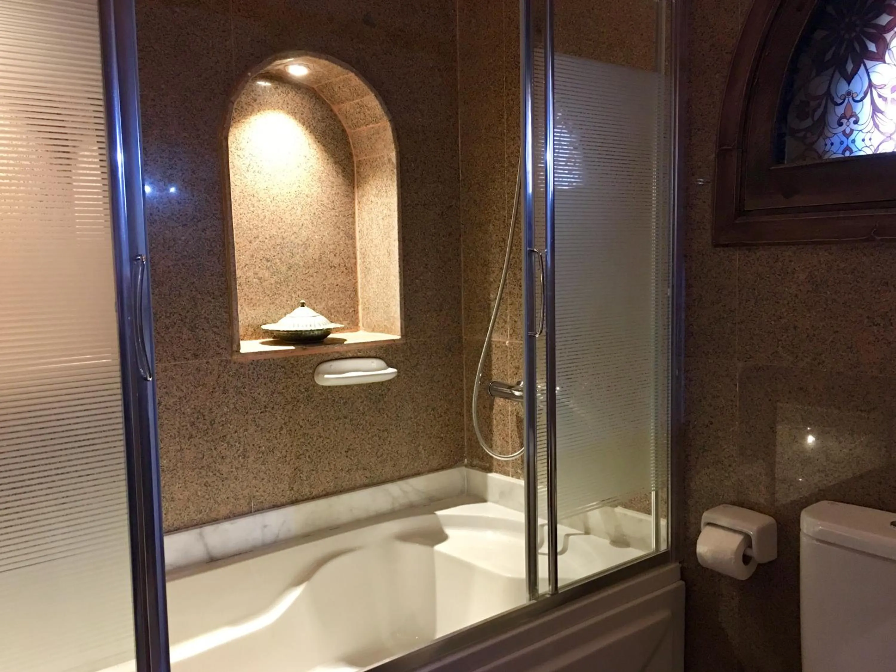 Bathroom in Djorff Palace