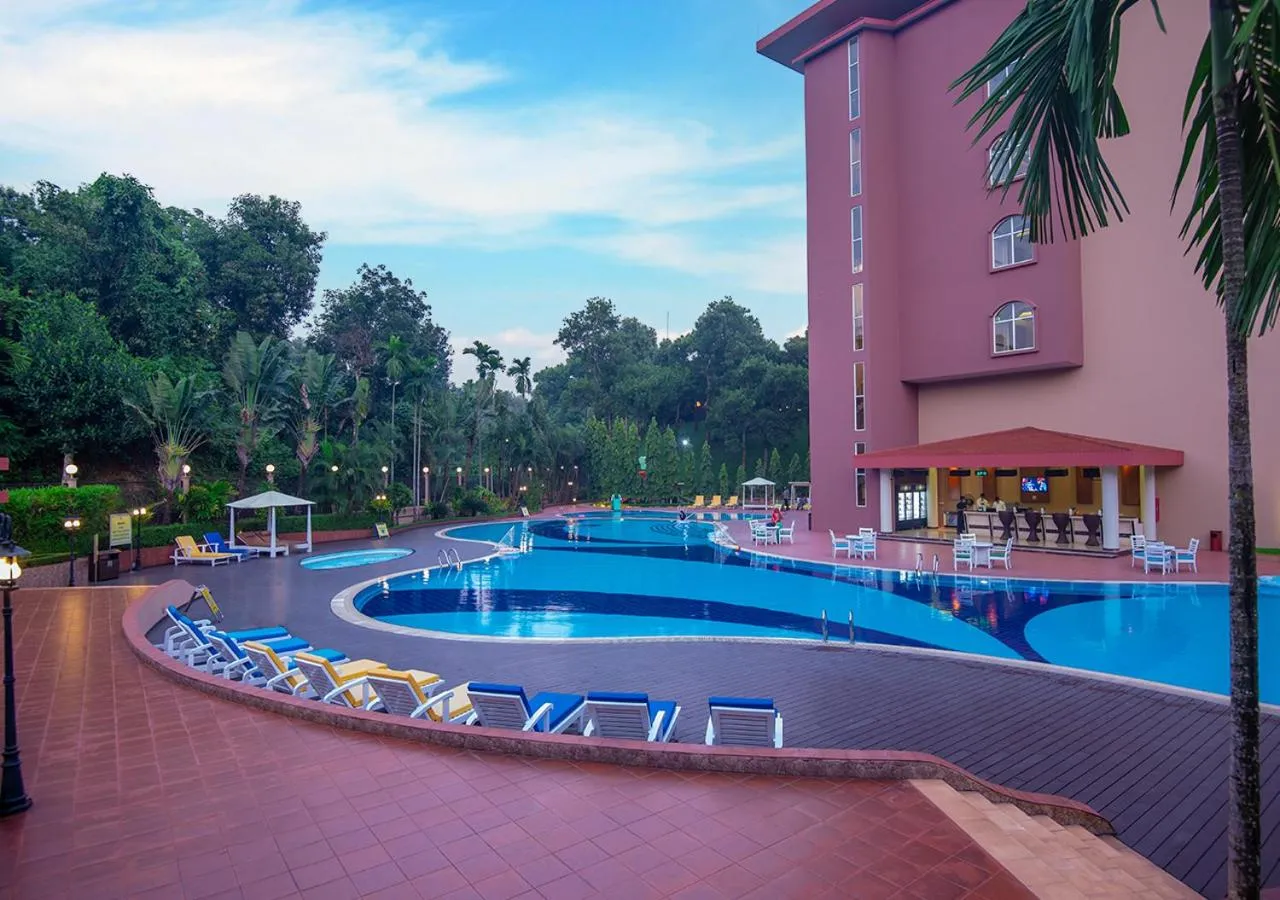 Grand Sultan Tea Resort & Golf