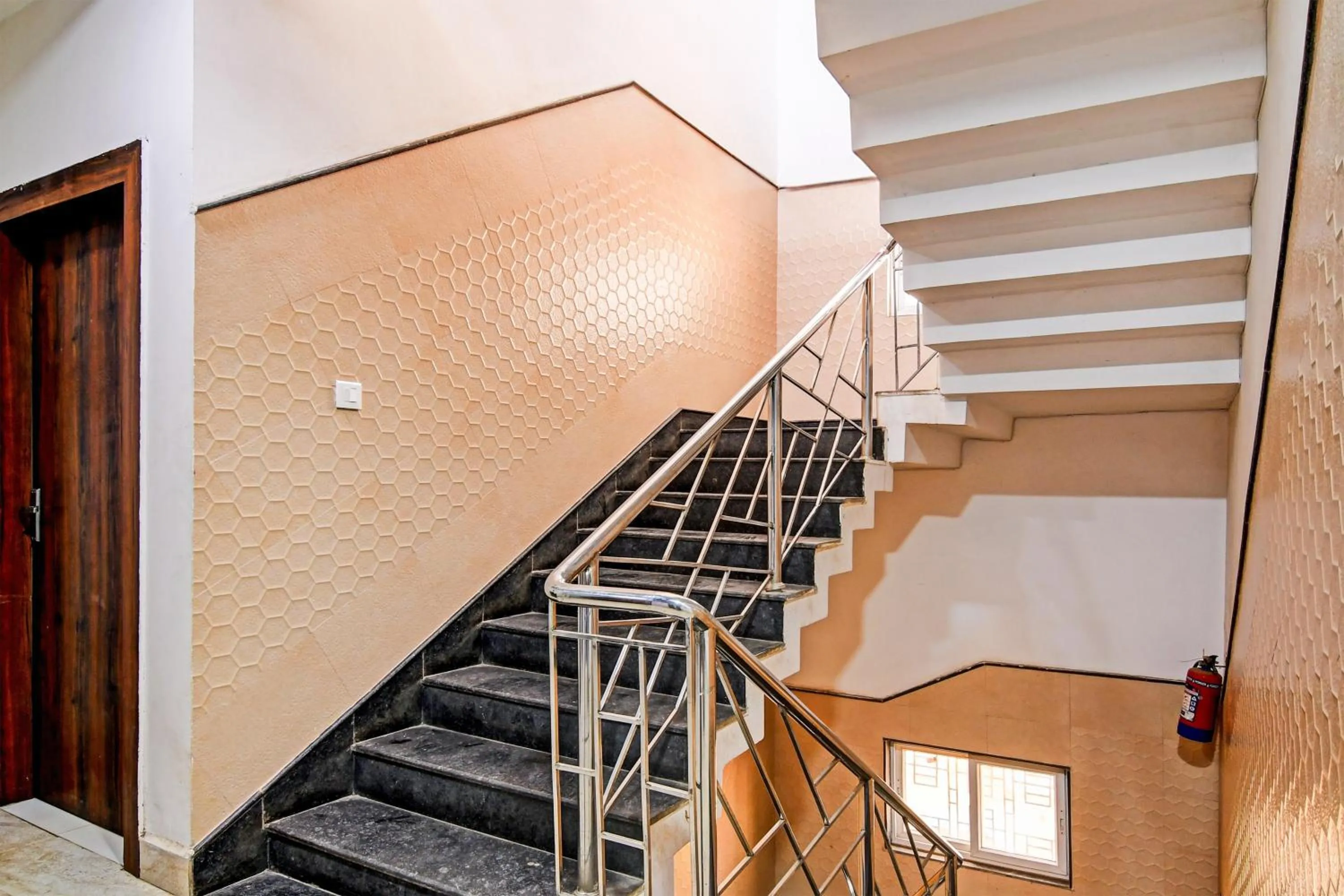 Lobby or reception in Hotel O Home Bm-x