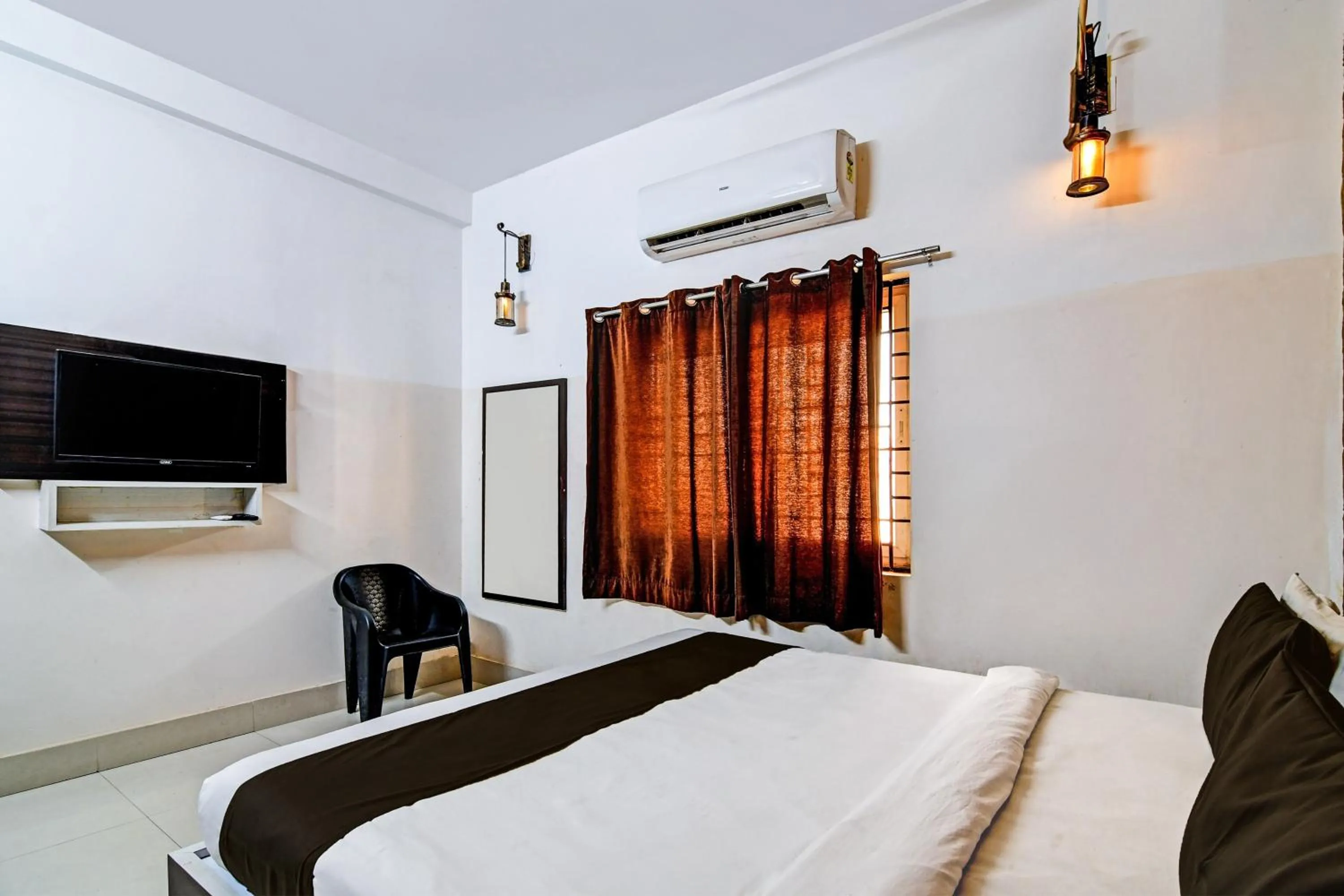 Bedroom in Hotel O Home Bm-x