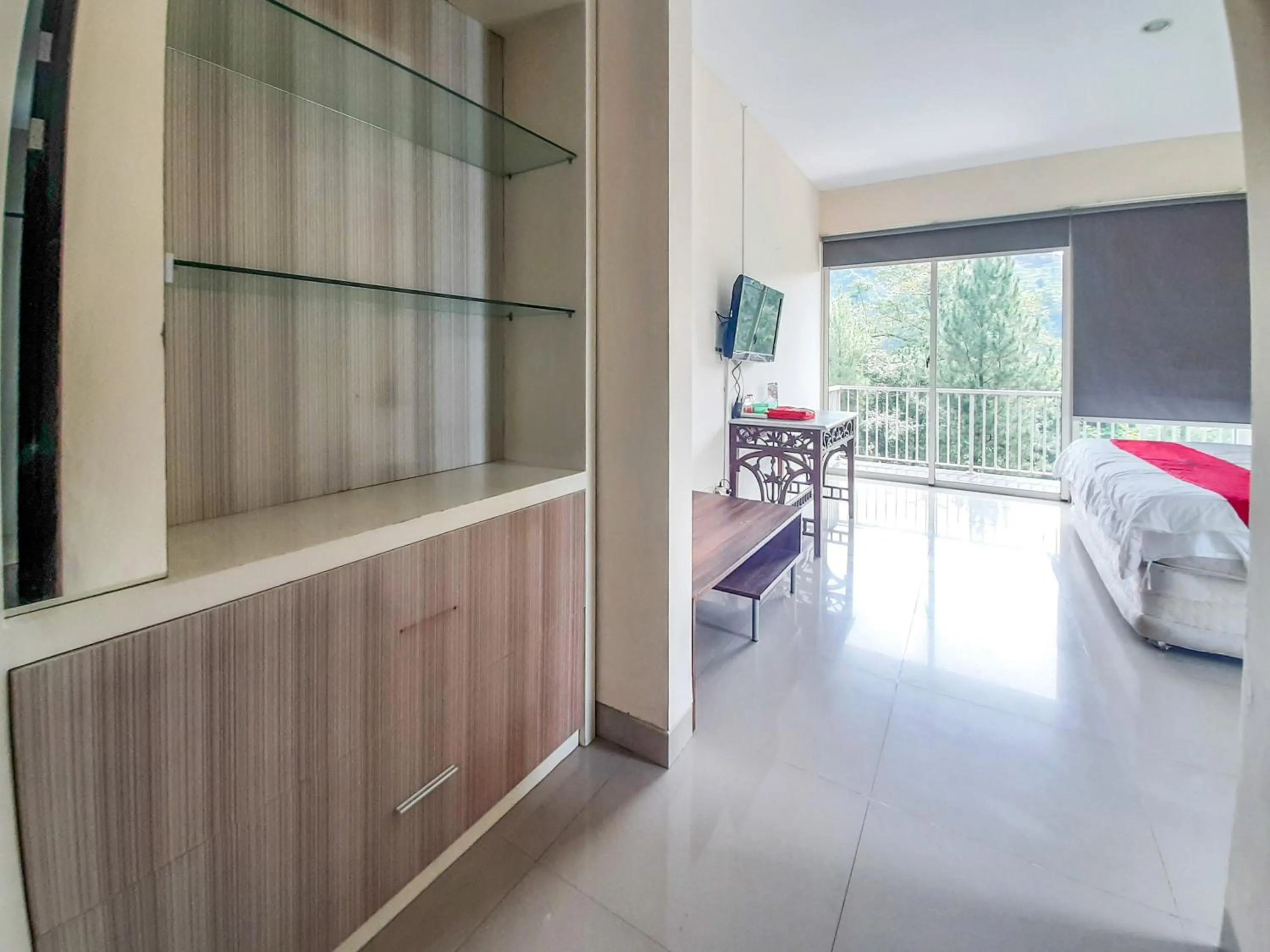 Bedroom in RedDoorz at Villa Taman Dayu Pandaan 2