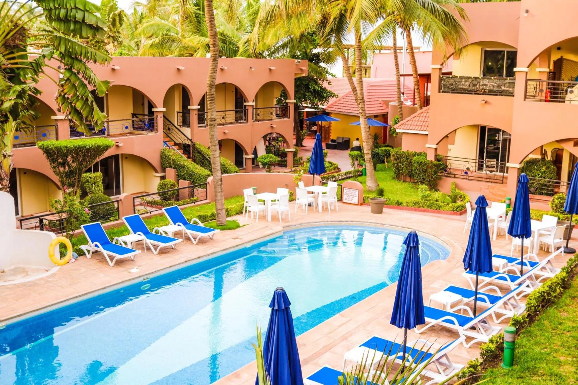Swimming pool in Airport Hotel Casino du Cap-vert