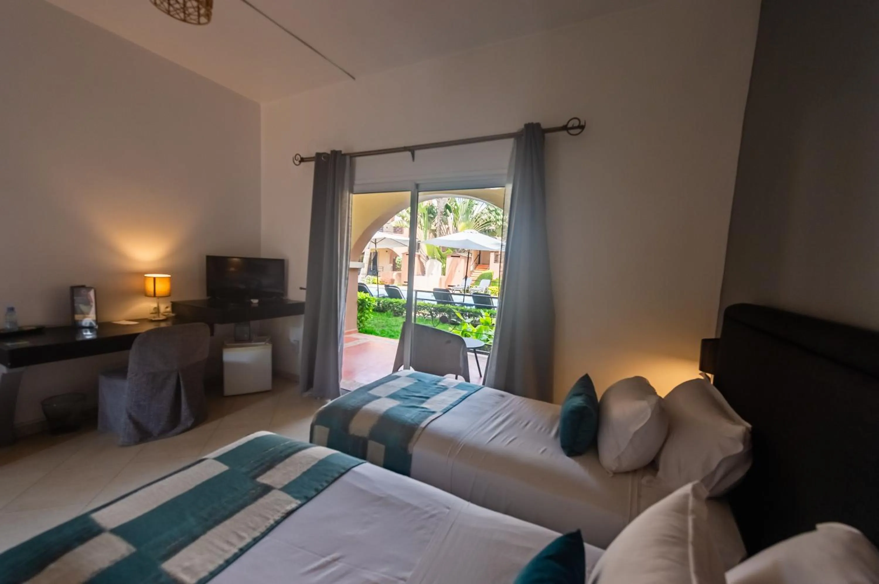 View (from property/room), Bed in Airport Hotel Casino du Cap-vert