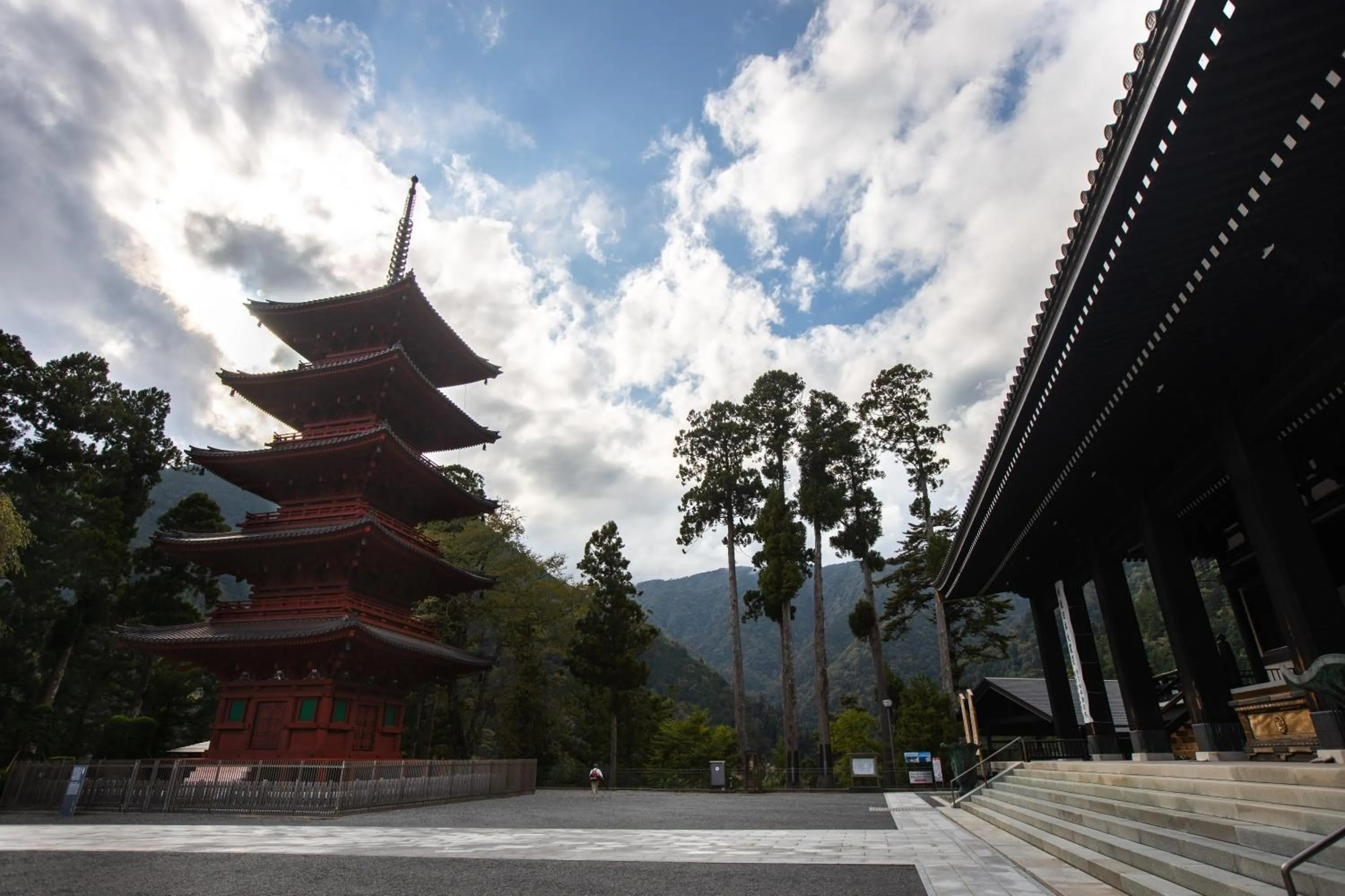 Property building in 宿坊 端場坊｜Temple Hotel Habanobo