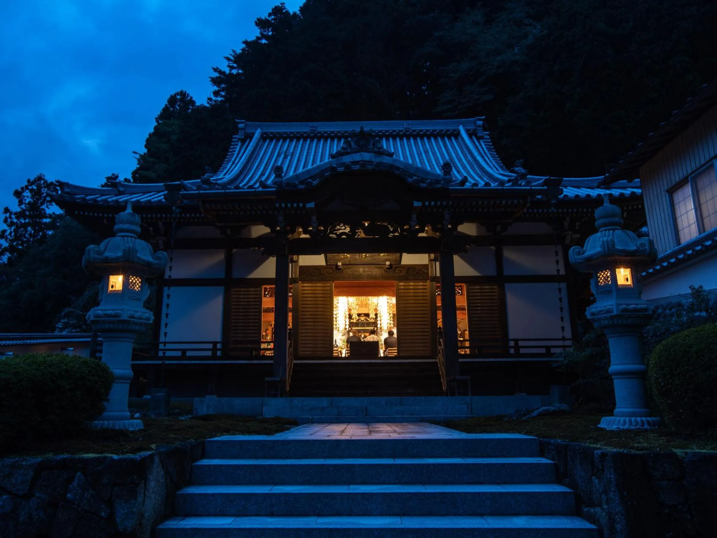 Property building in 宿坊 端場坊｜Temple Hotel Habanobo