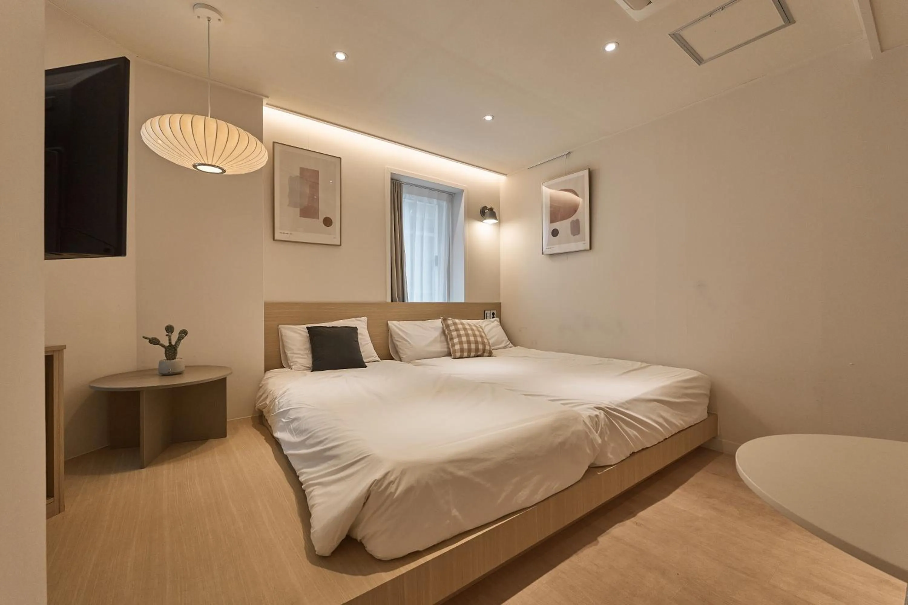 Bed in Artravel Home