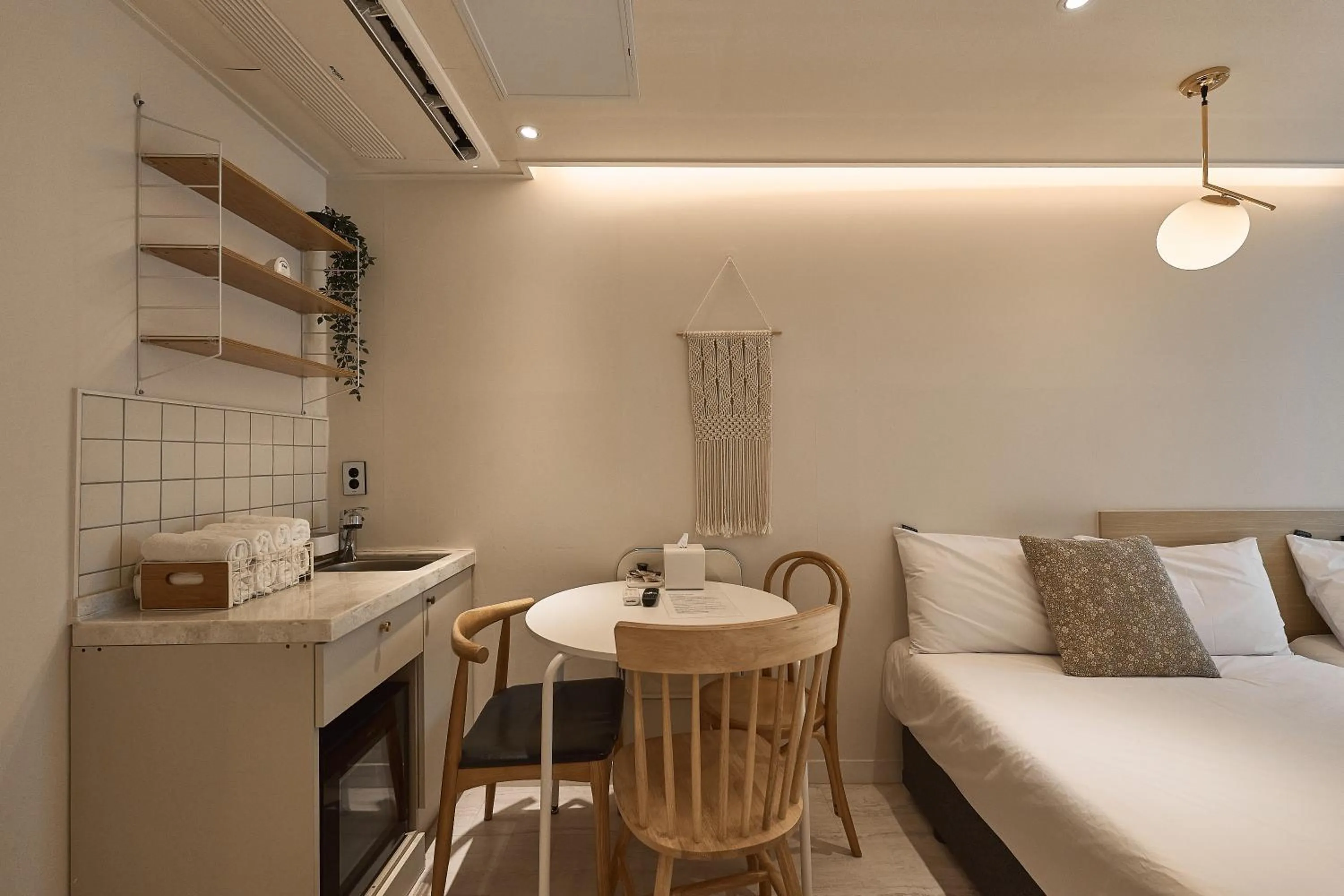 Bed in Artravel Home