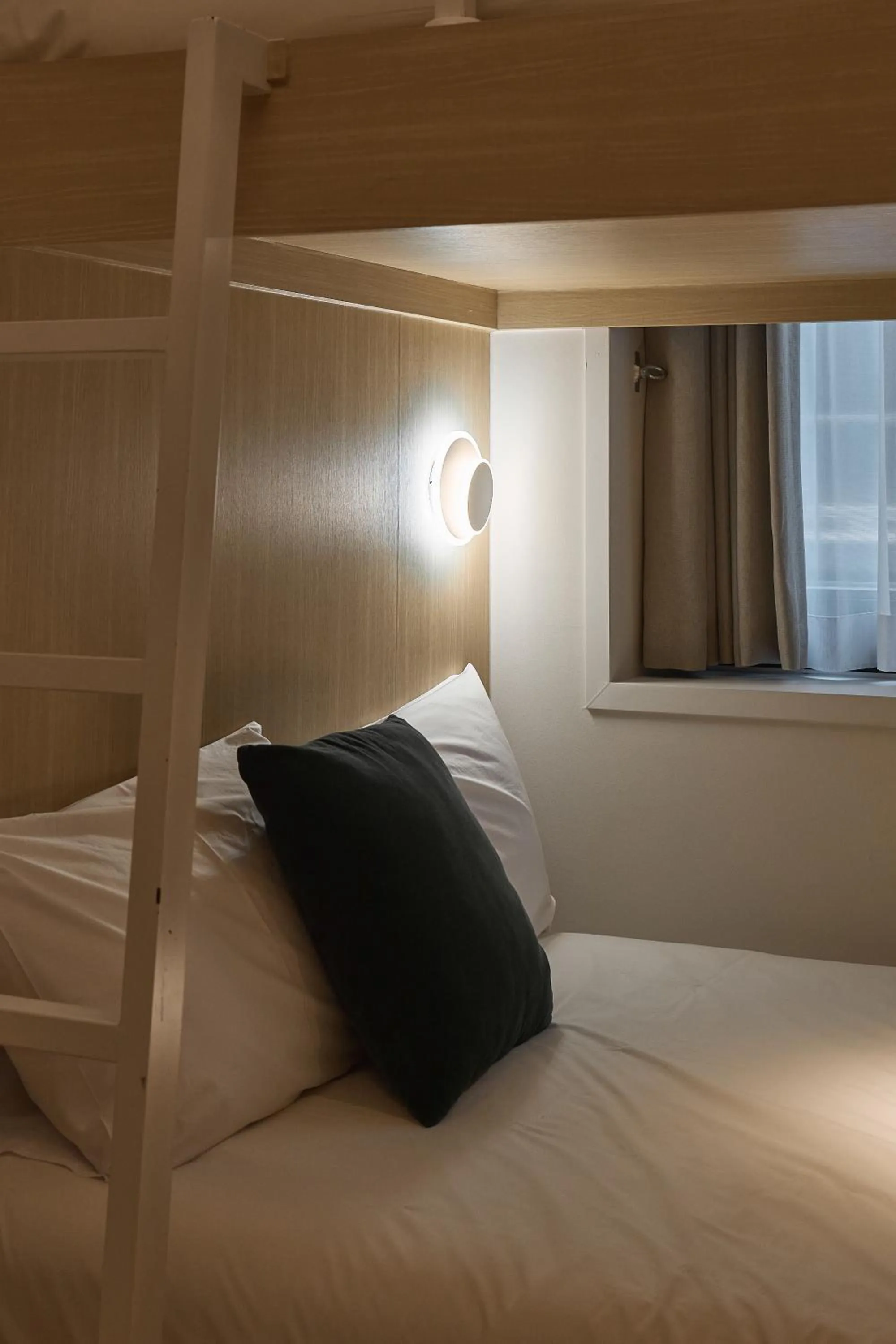 Bed in Artravel Home