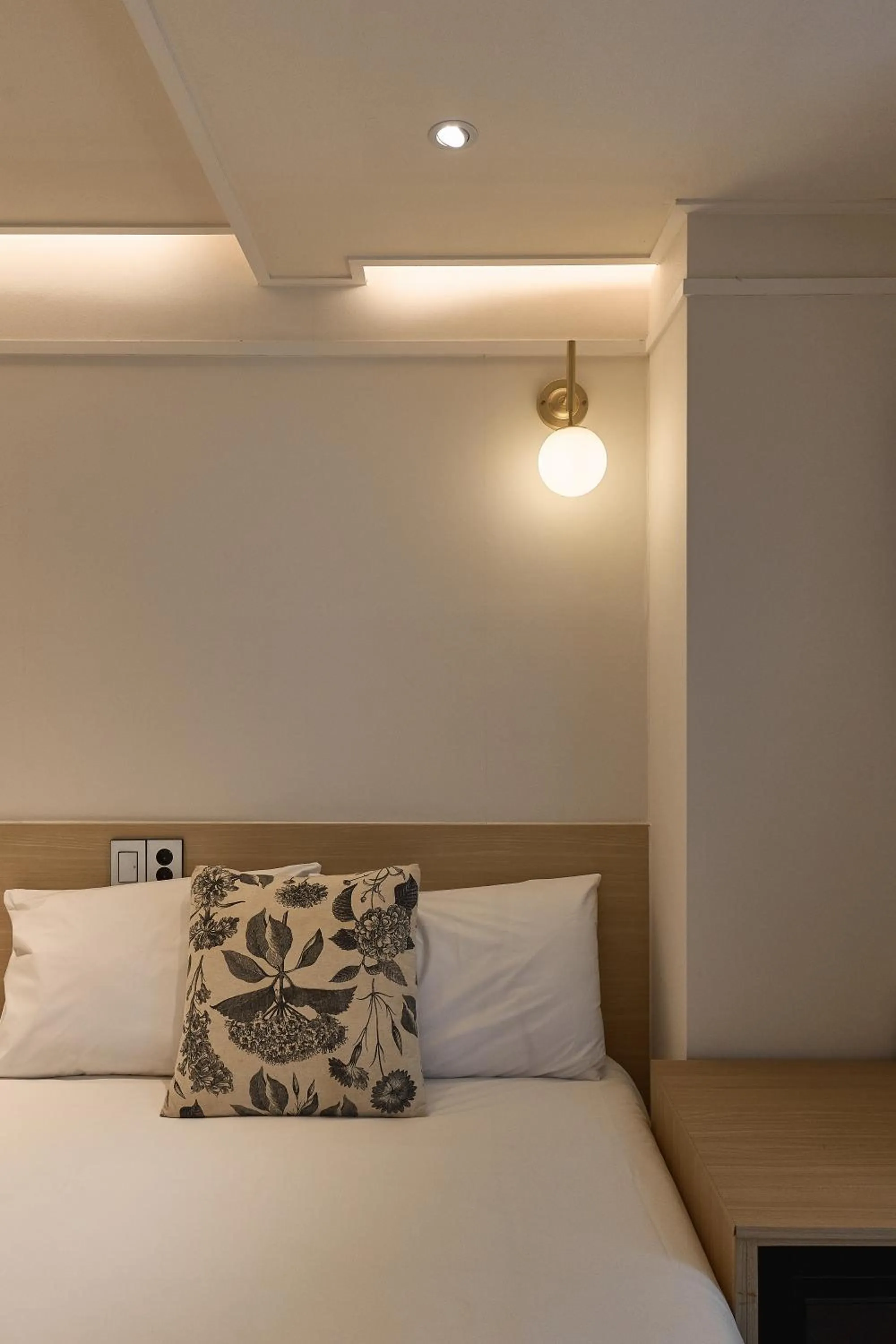 Bed in Artravel Home