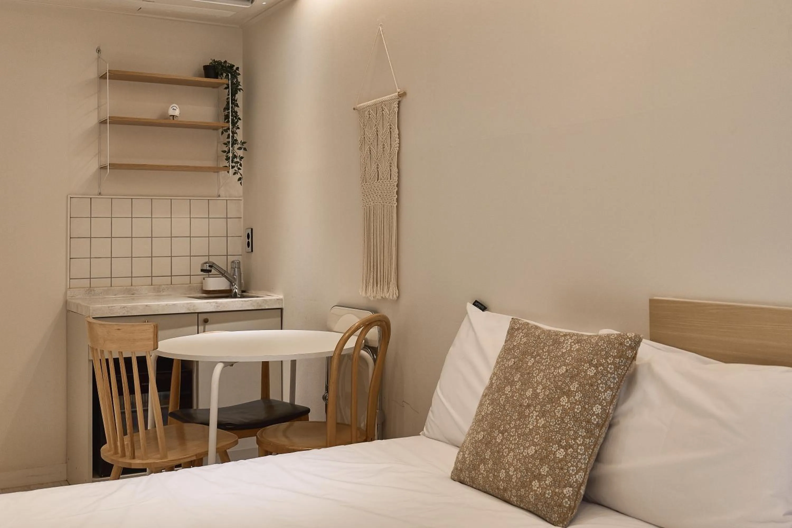 Bed in Artravel Home