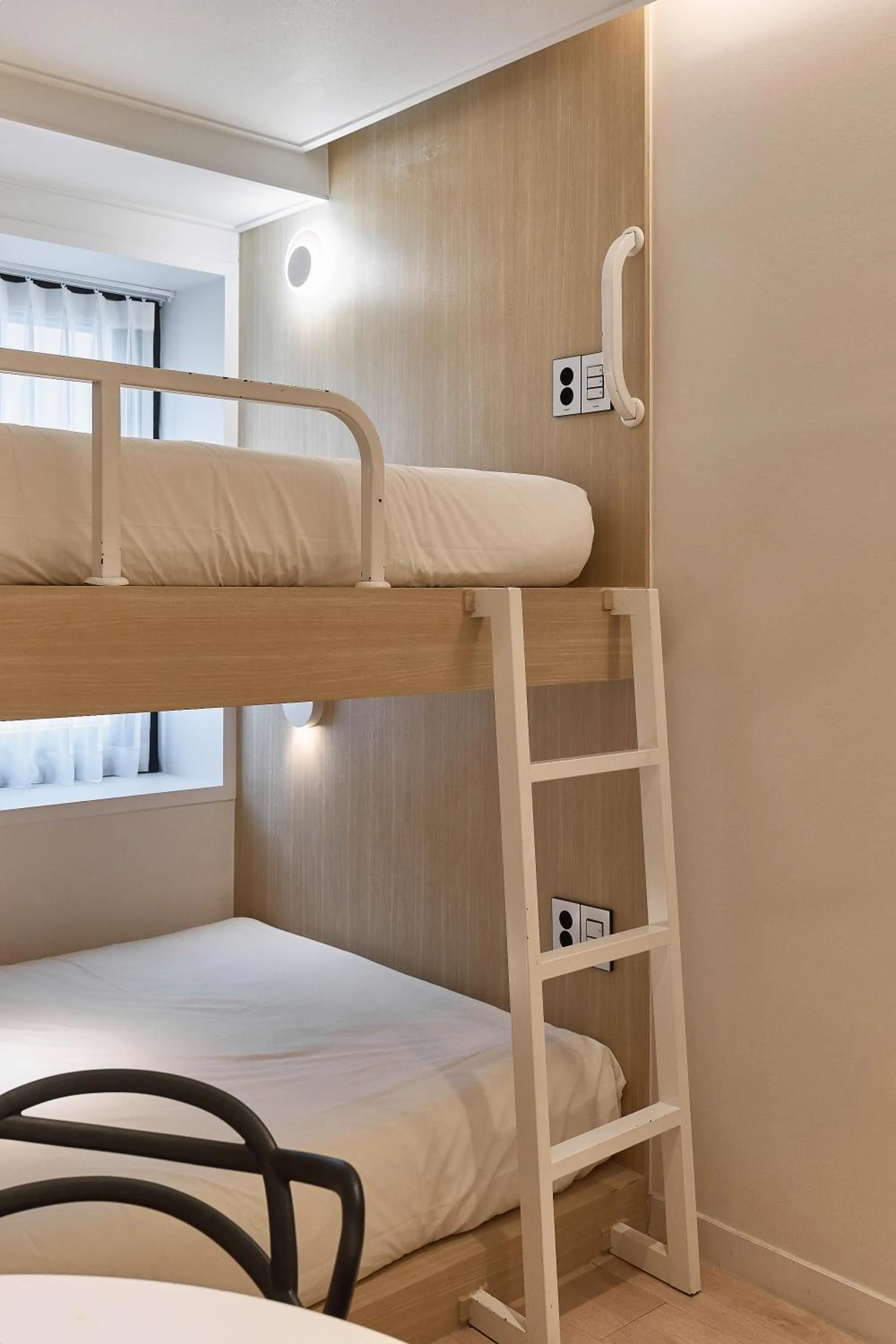 Bed in Artravel Home