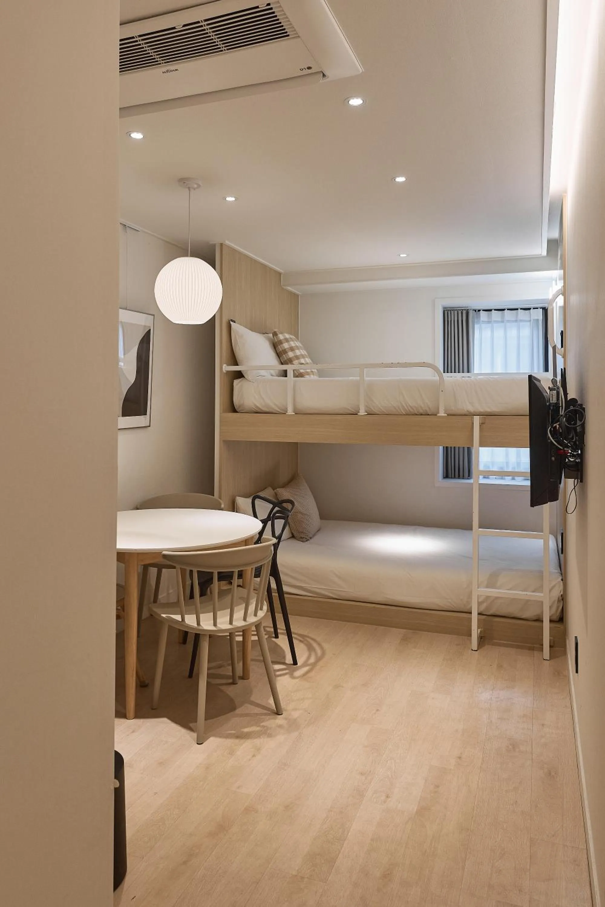 Bed in Artravel Home