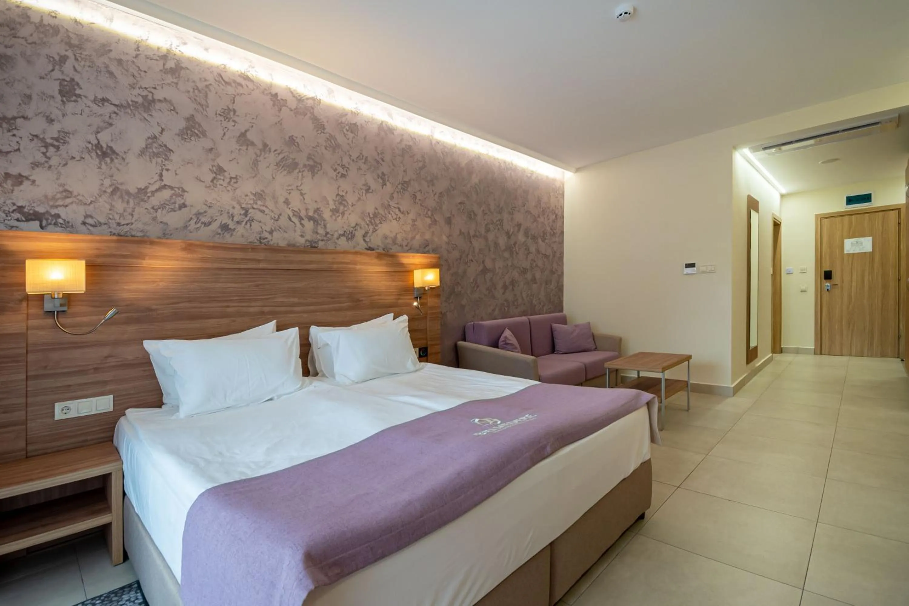 Photo of the whole room, Bed in Belvedere Hotel - All inclusive