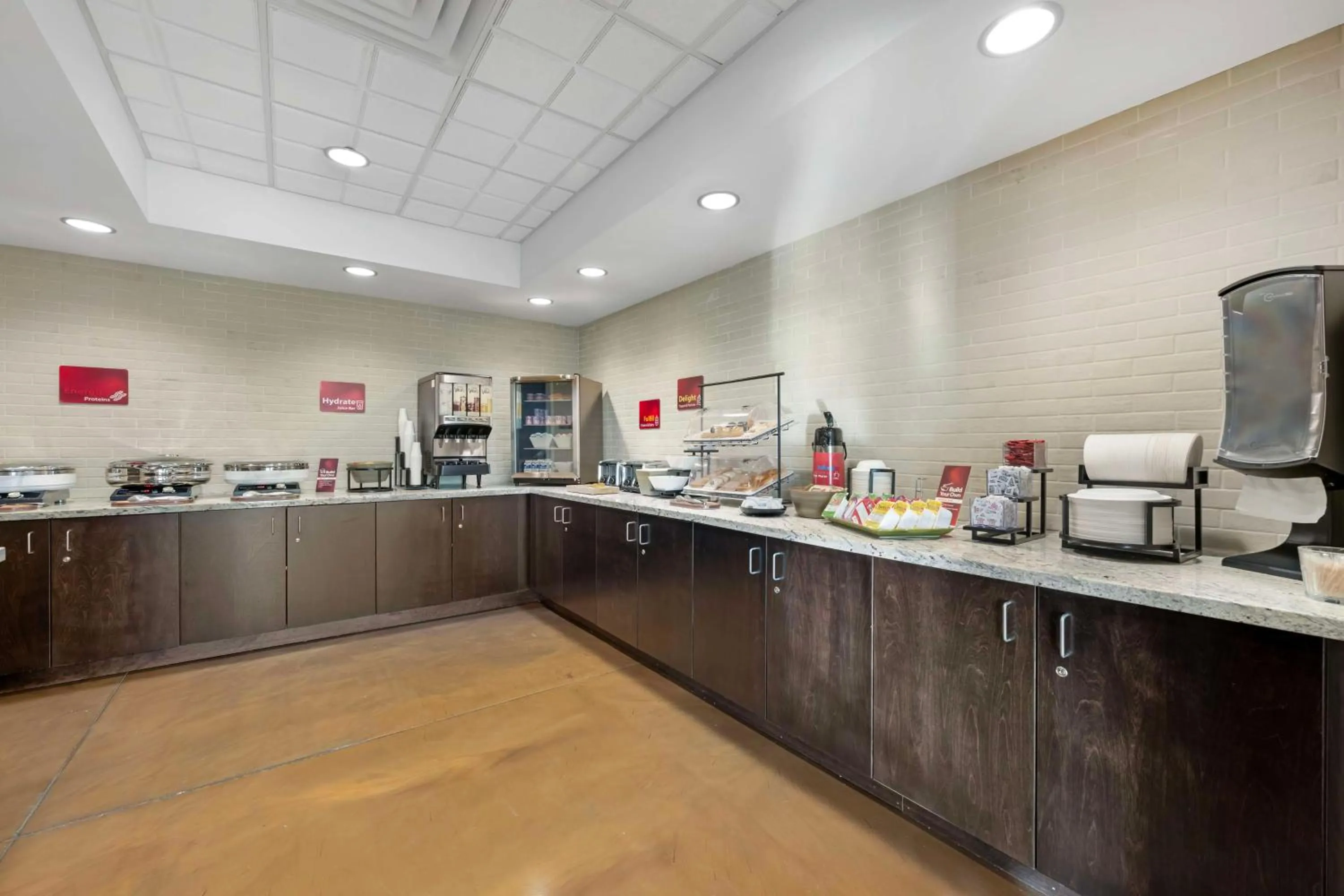 Breakfast in Best Western Plus Lakeview Hotel