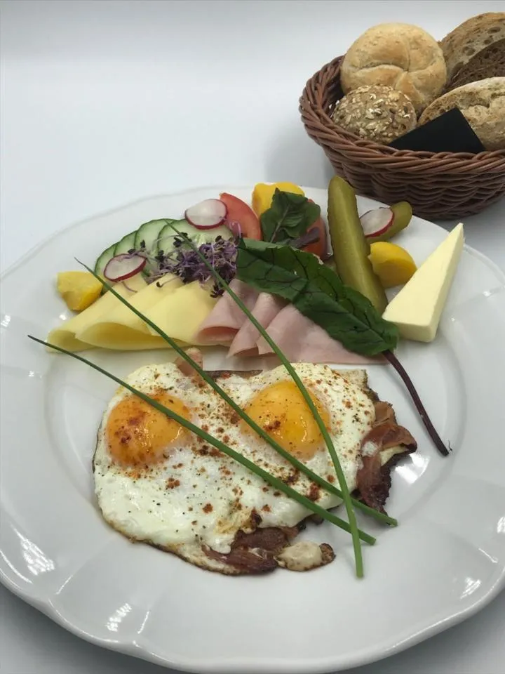 Breakfast in Hotel Bosak