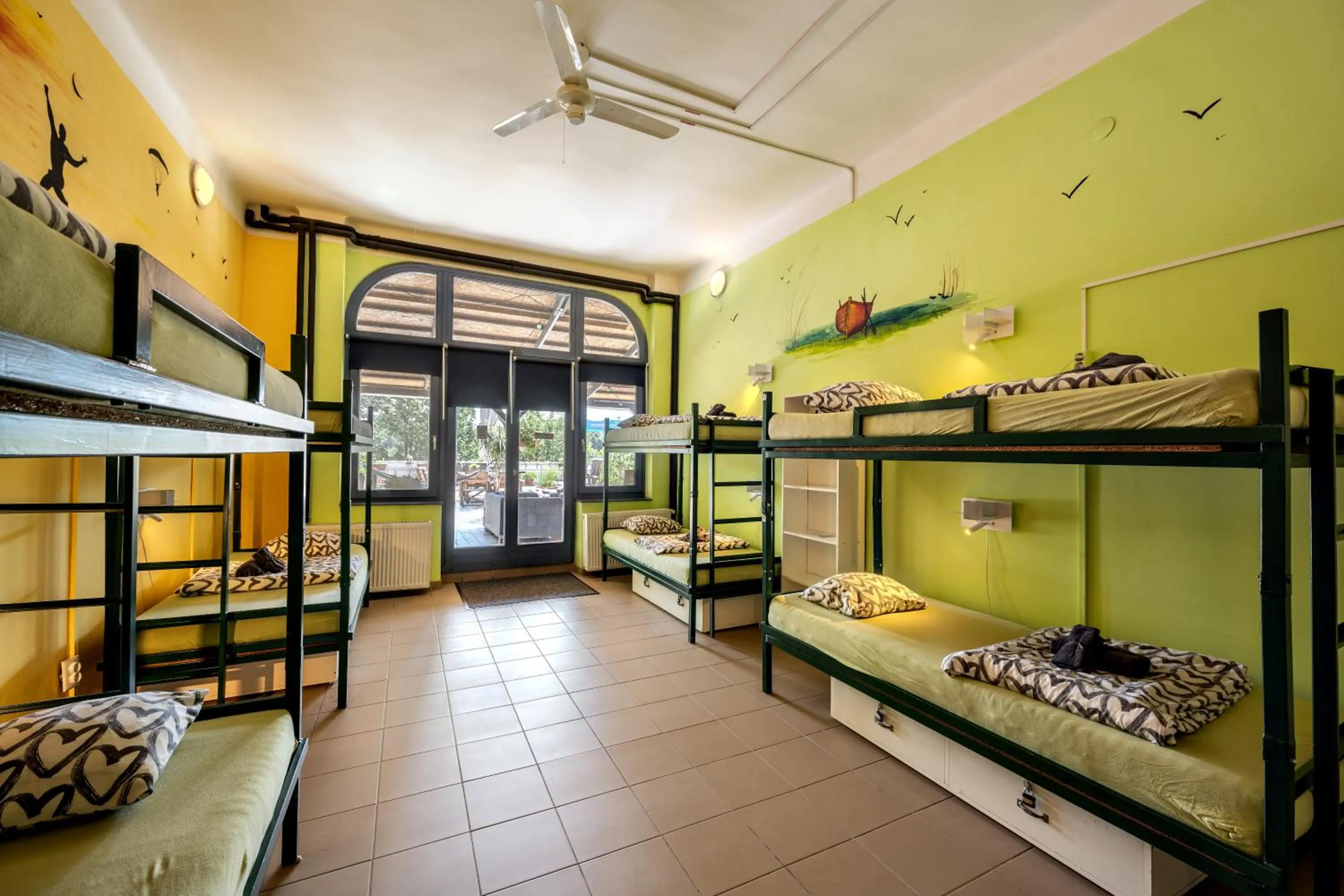 Bed in Island Hostel Budapest