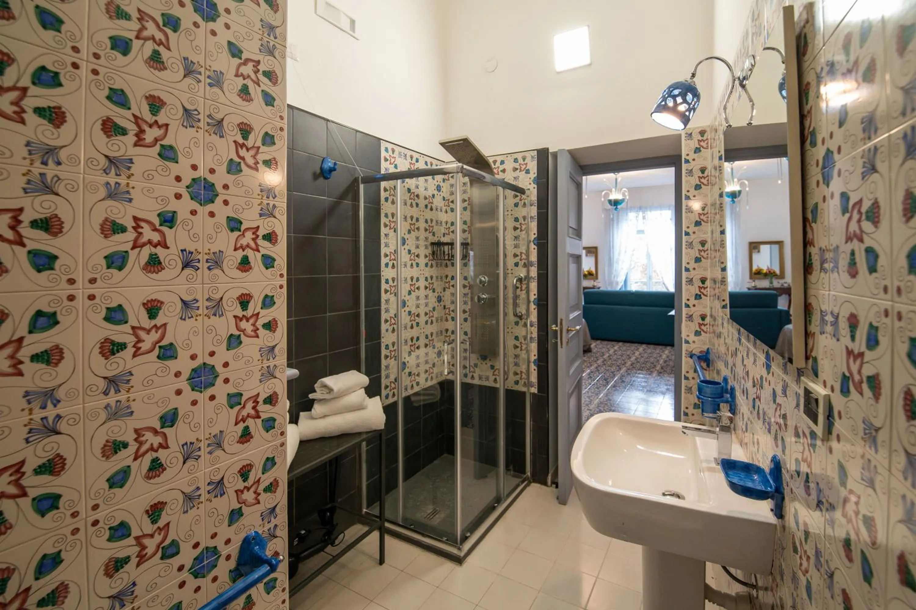 Bathroom in D'Angleterre Guest House