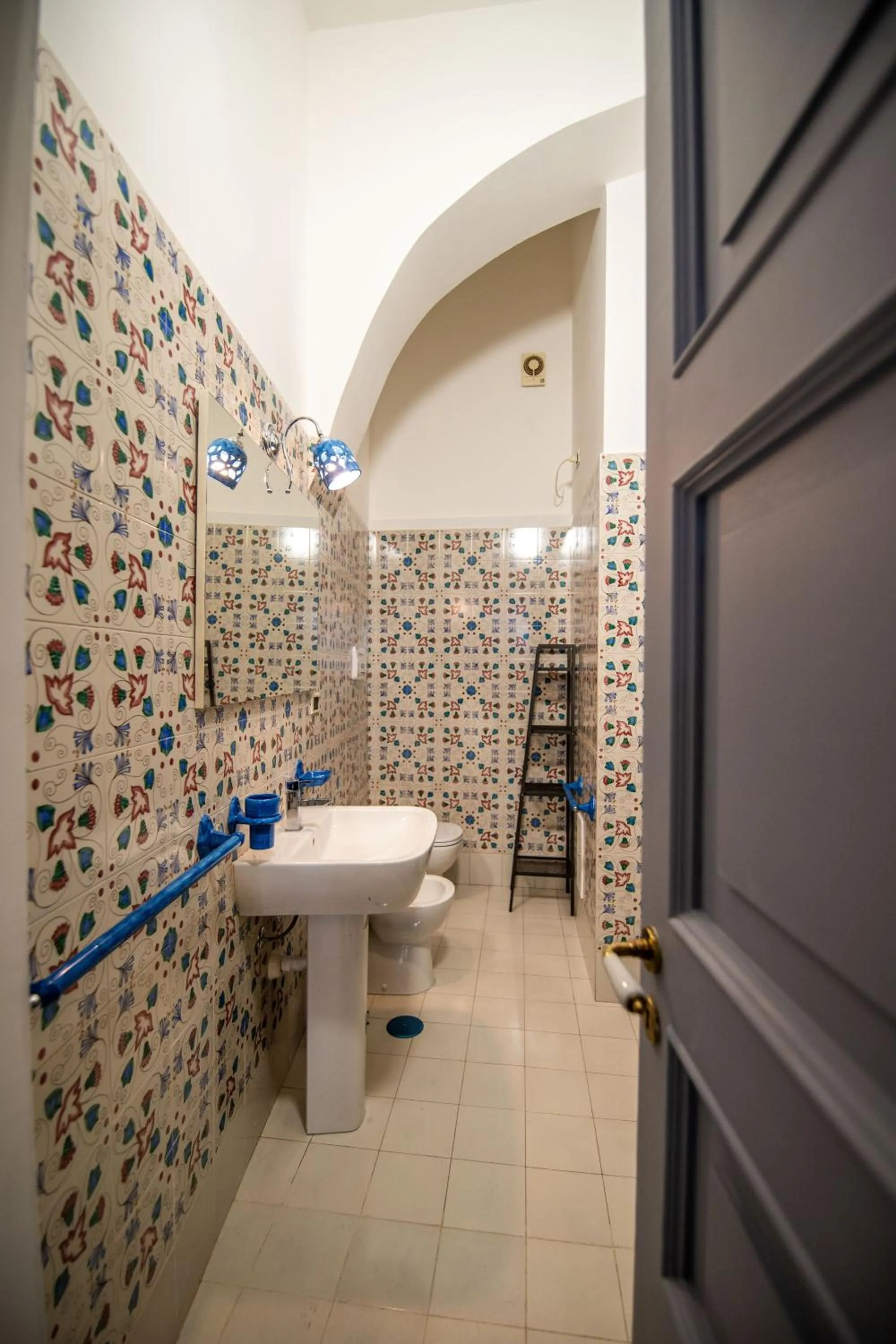 Bathroom in D'Angleterre Guest House