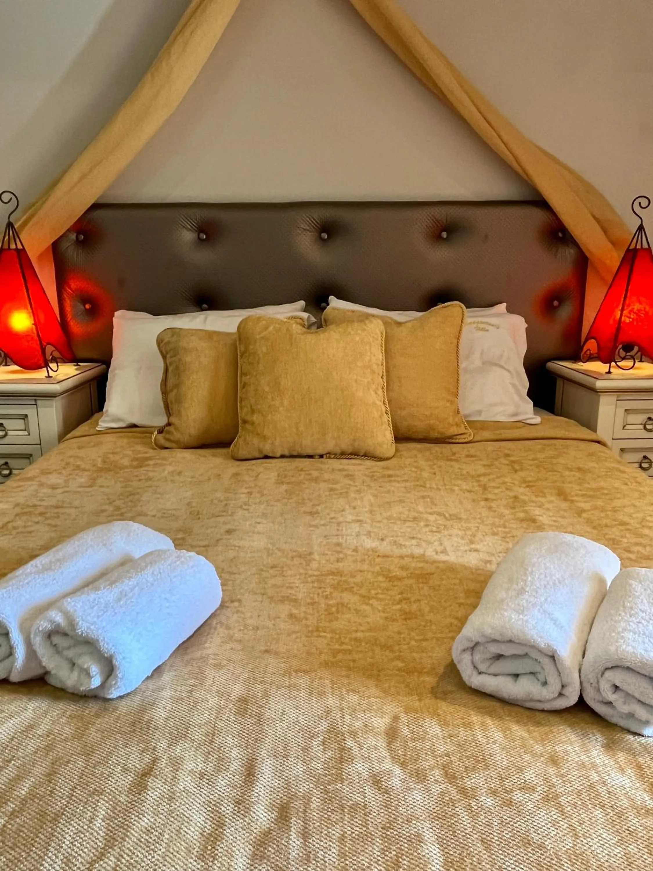 Bed in Anagenessis Resort