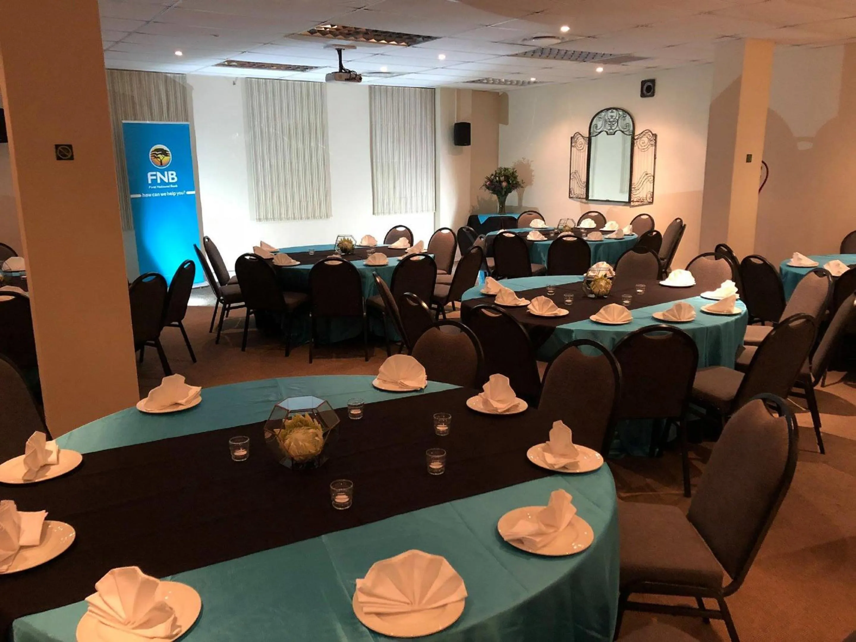 Banquet/Function facilities in Redlands Hotel