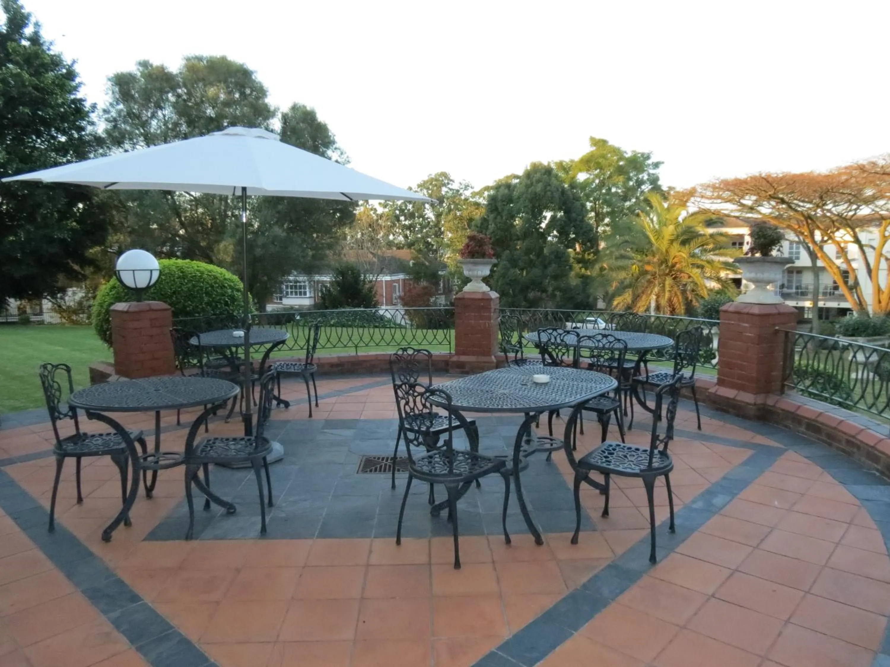 Patio in Redlands Hotel