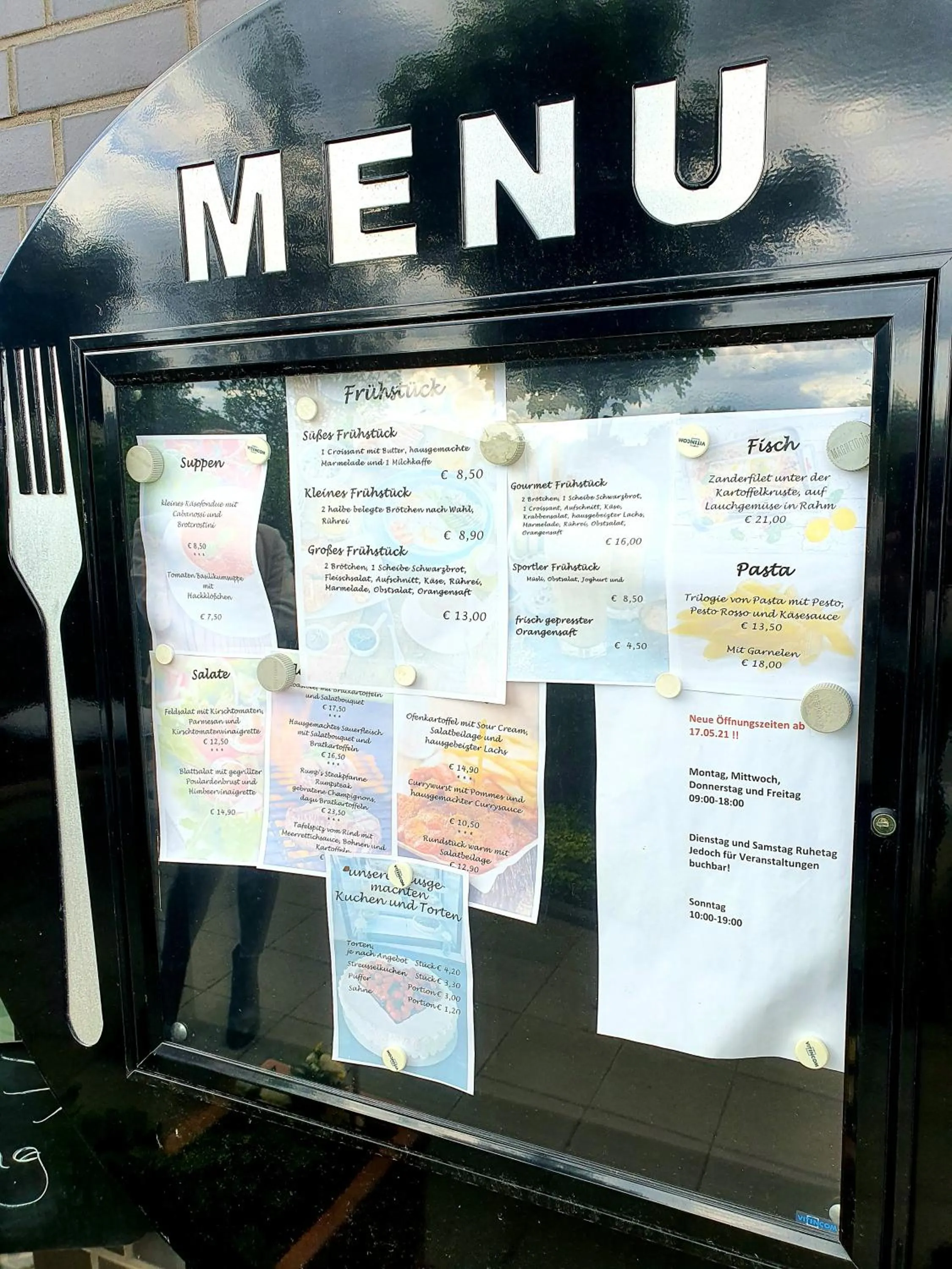 Staff in Hotel sleep-station