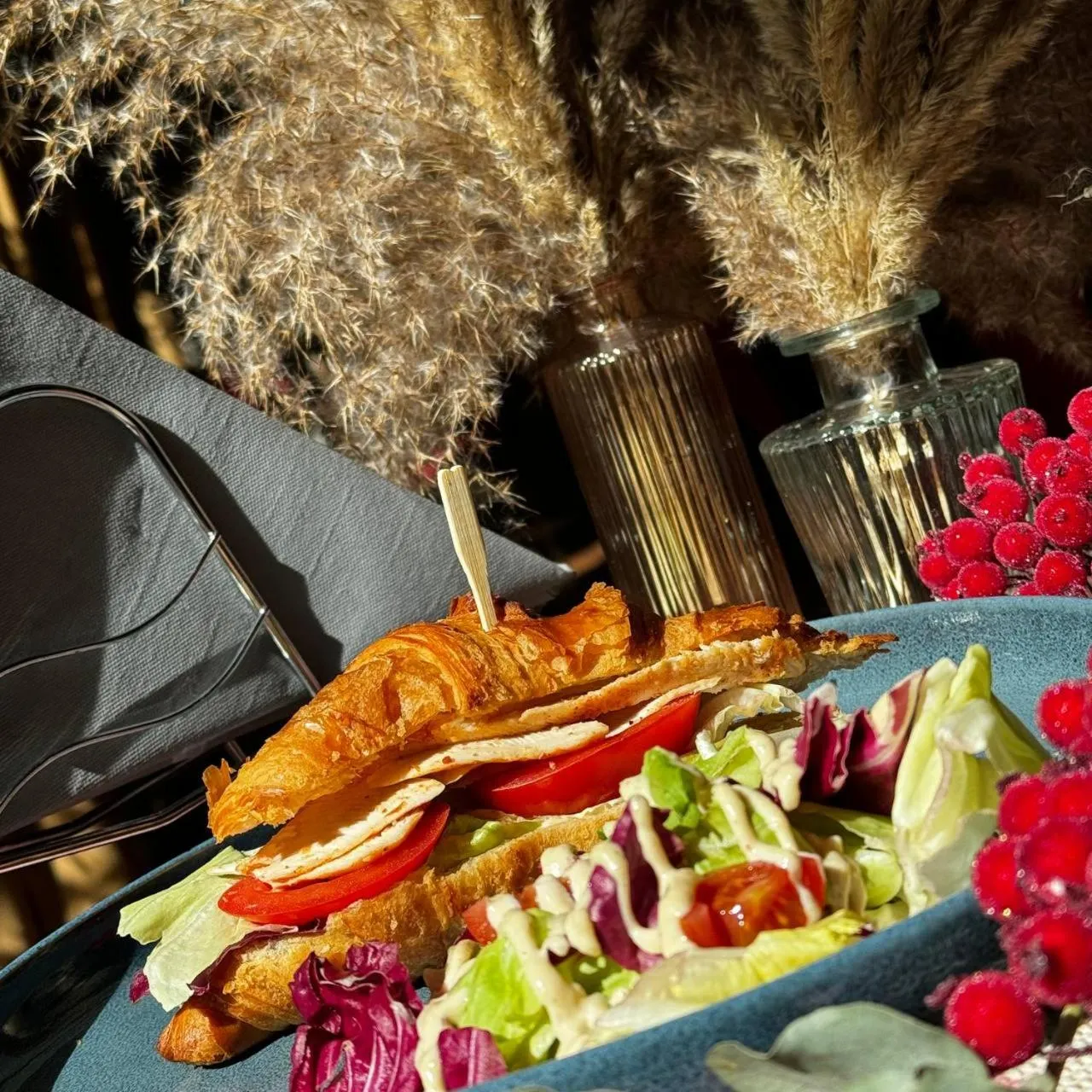 Breakfast in Hotel Avion