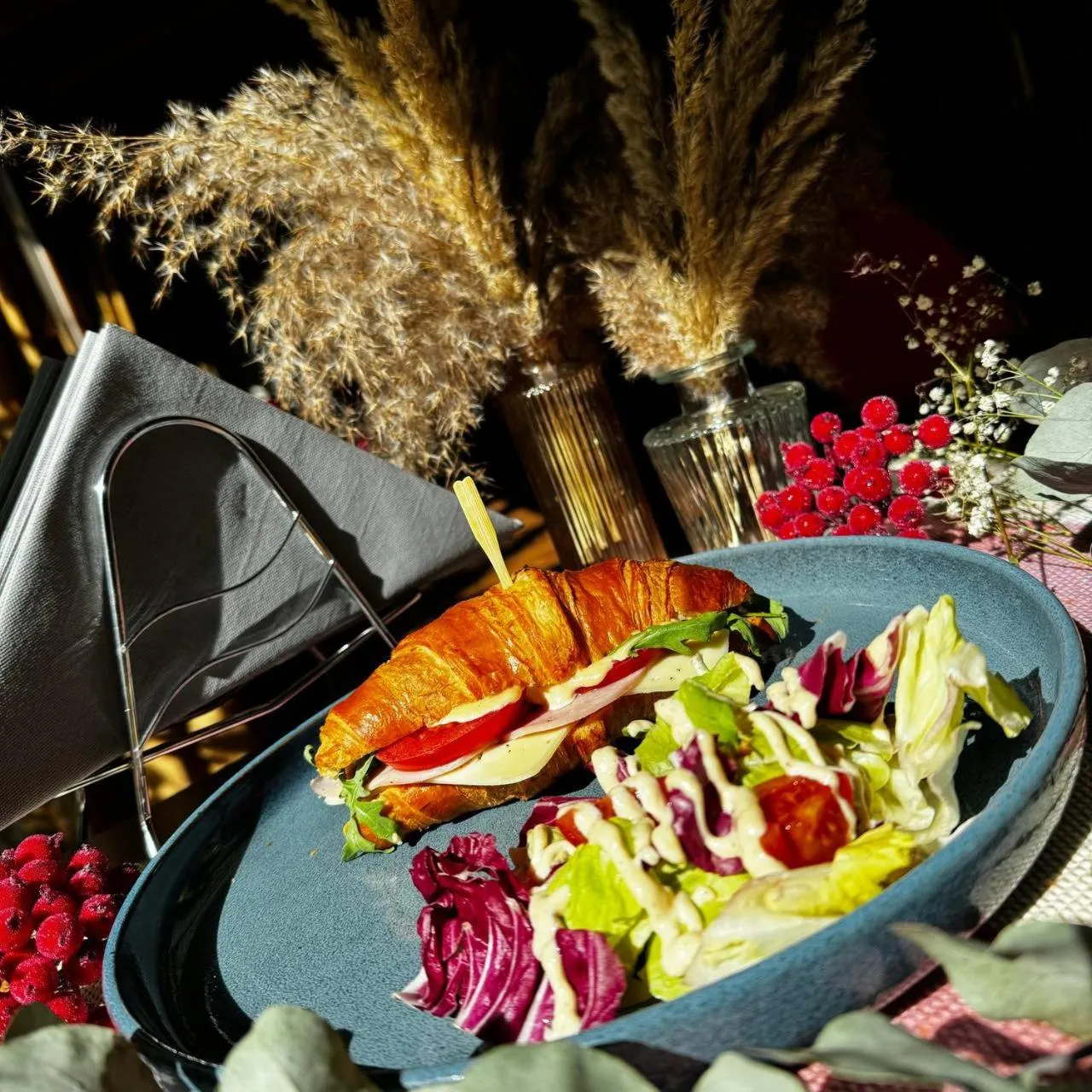 Breakfast in Hotel Avion