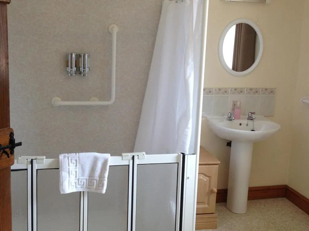 Bathroom in Double-Gate B&B