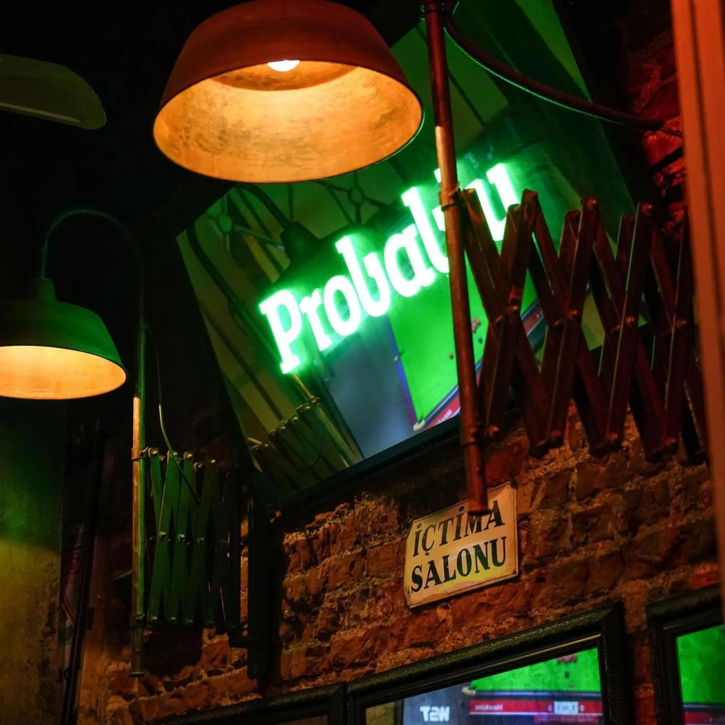 Lounge or bar, Property Logo/Sign in Raven Suites Taksim