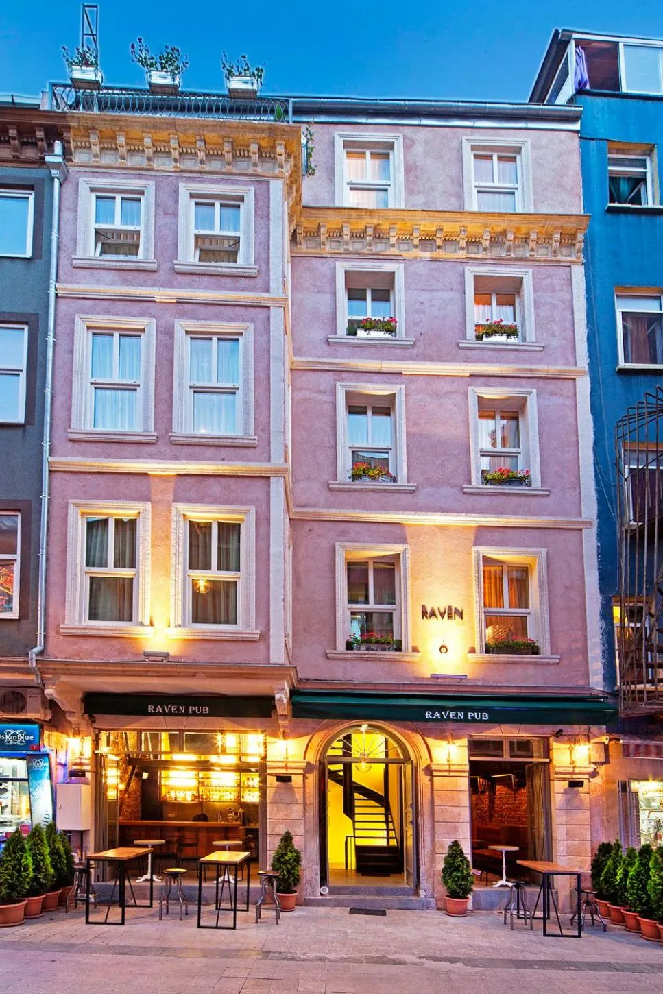 Property Building in Raven Suites Taksim